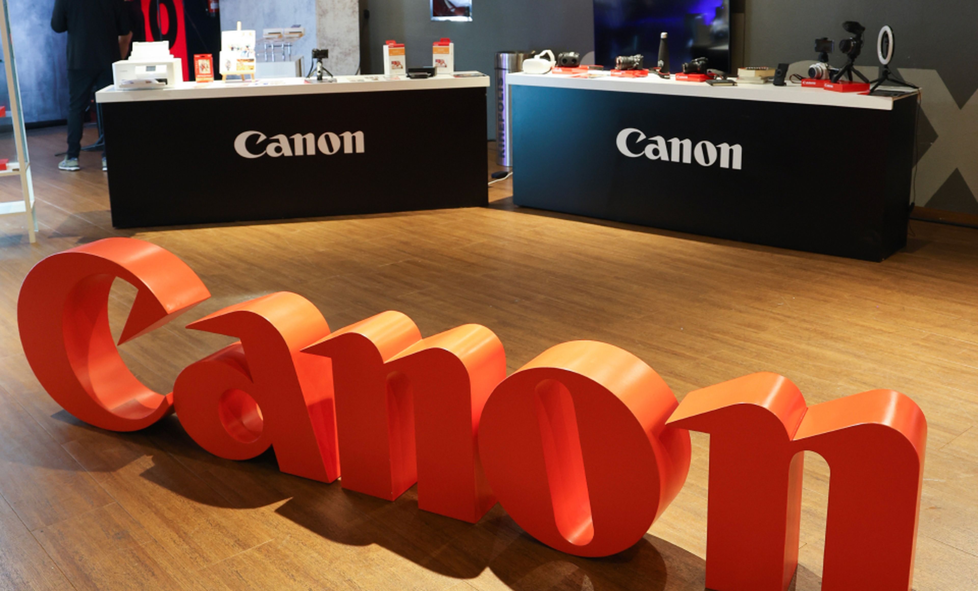 Canon presentó varios de sus productos aptos para creadores de contenido en el hall de Top Teachers, en Kinépolis.