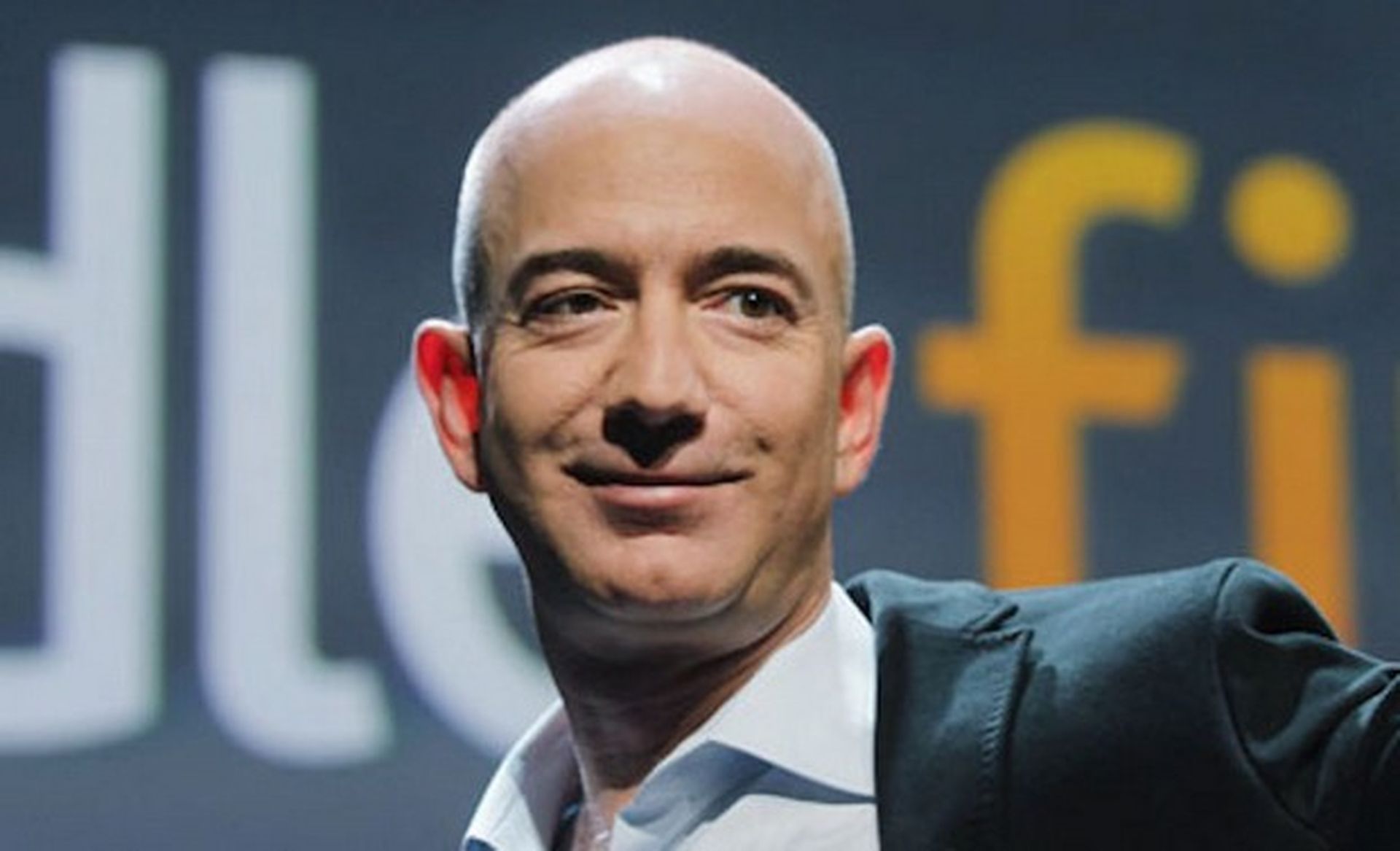 Jeff Bezos ya es el hombre más rico del mundo de la historia moderna