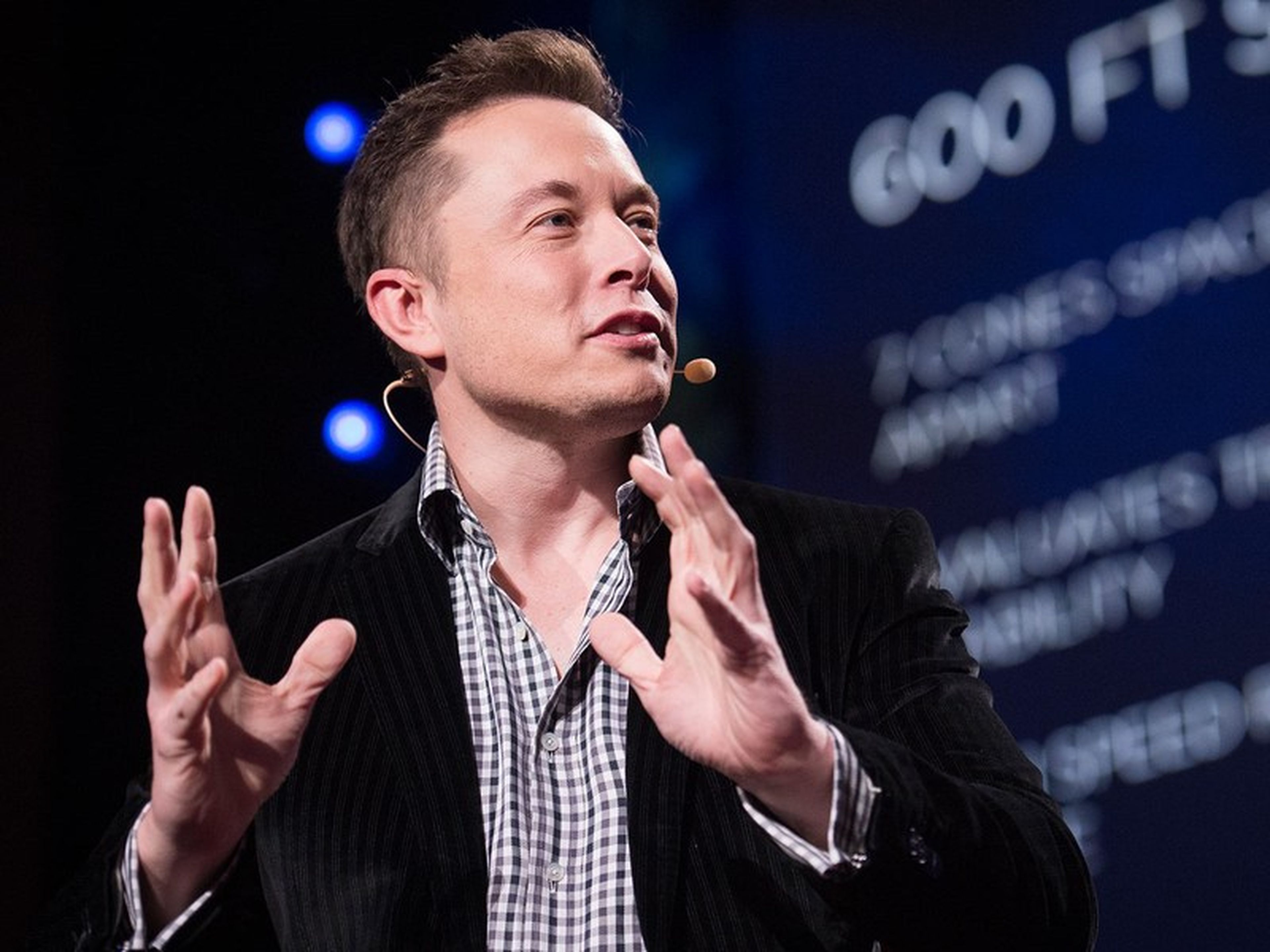 Elon Reeve Musk es un inventor, inversor y empresario sudafricano.