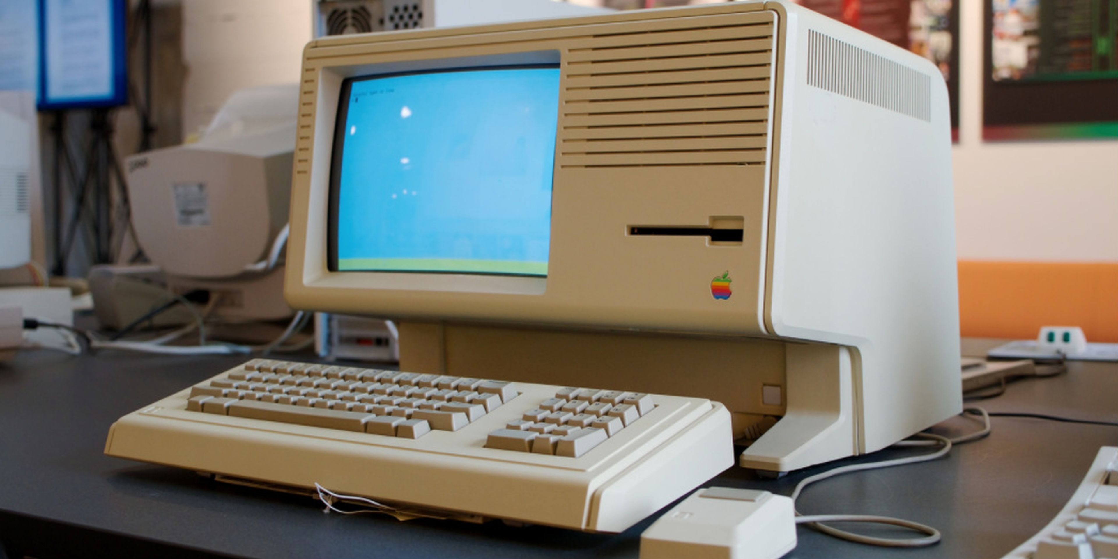 Apple Lisa, uno de los primeros ordenadores personales con interfaz de usuario.
