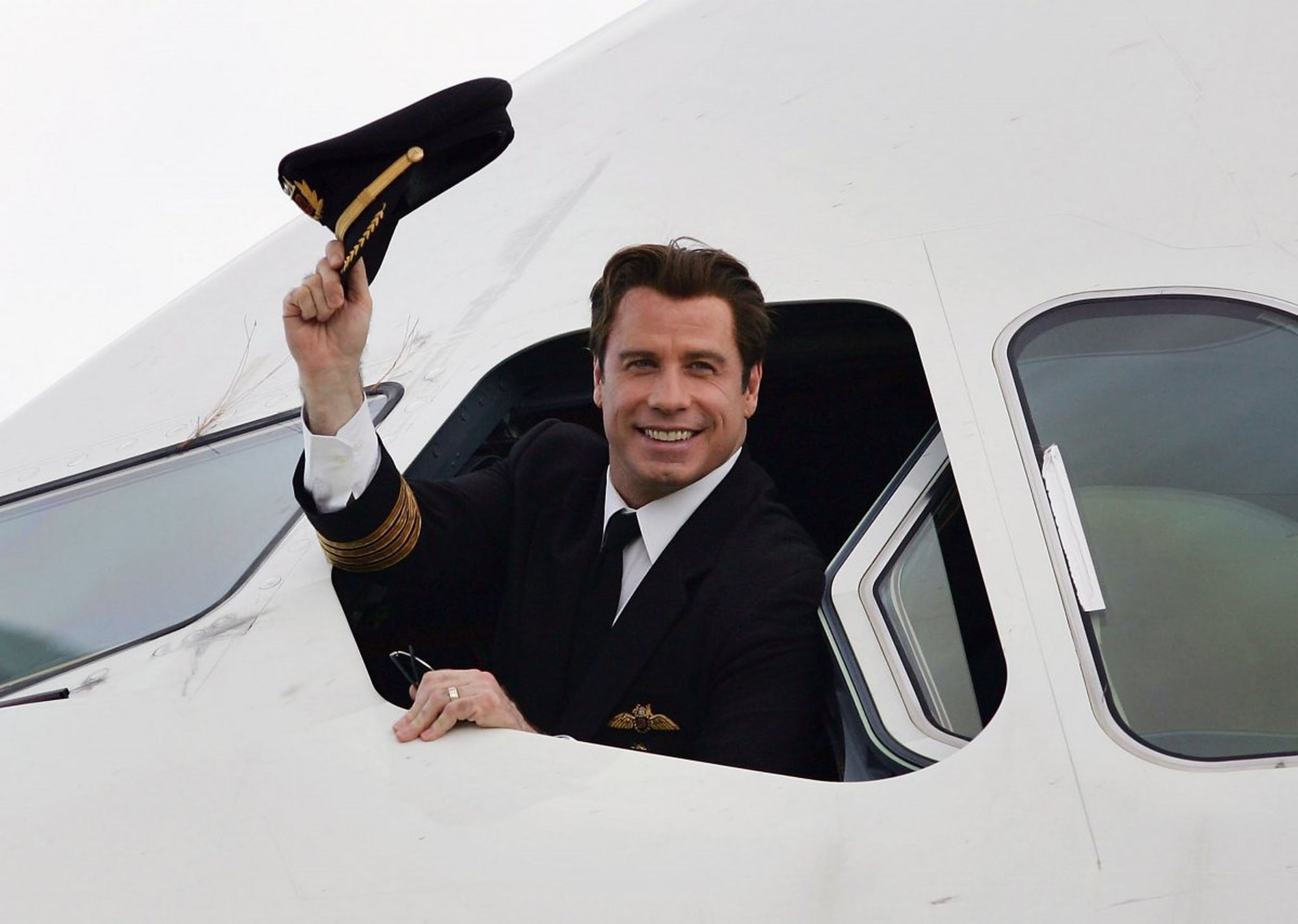 John Travolta en un avión