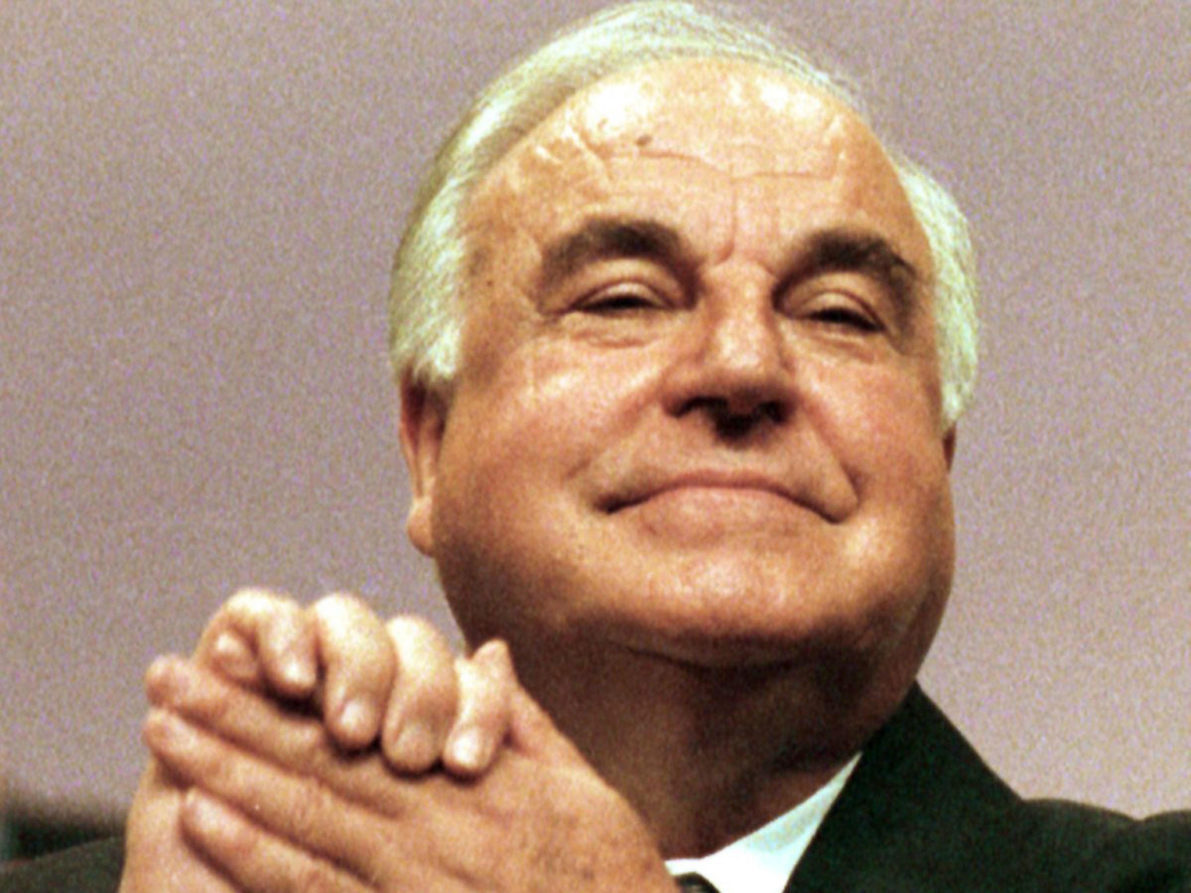 El canciller de Alemania Helmut Kohl el 28 de agosto de 1998.