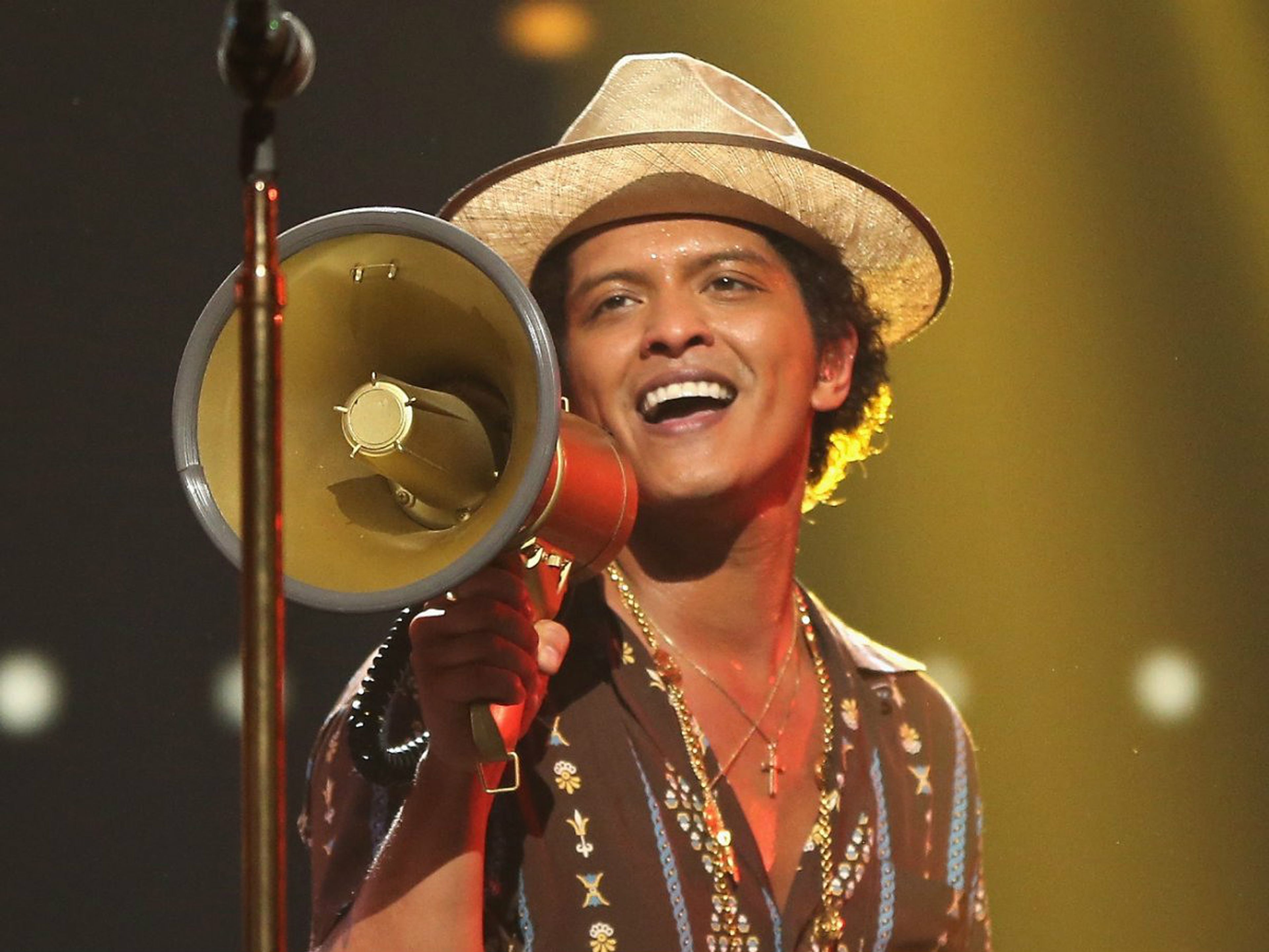 Bruno Mars.