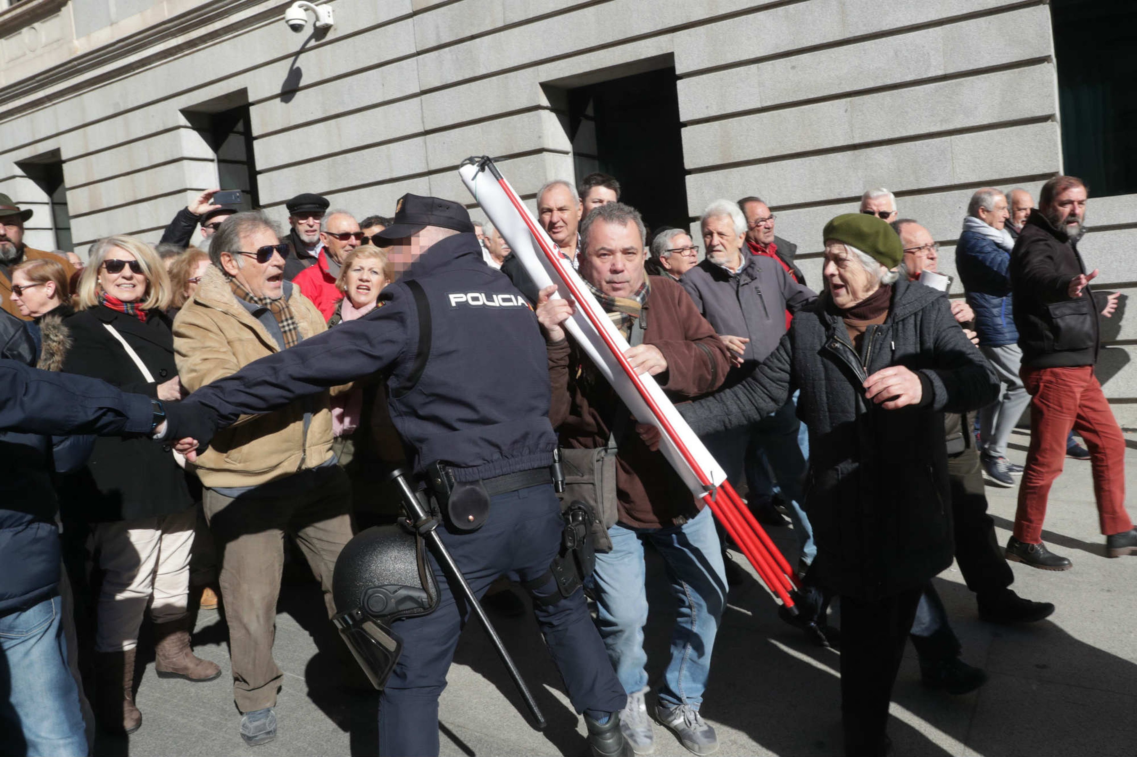 Manifestación en defensa de las pensiones públicas en Madrid el 22 de febrero de 2018.