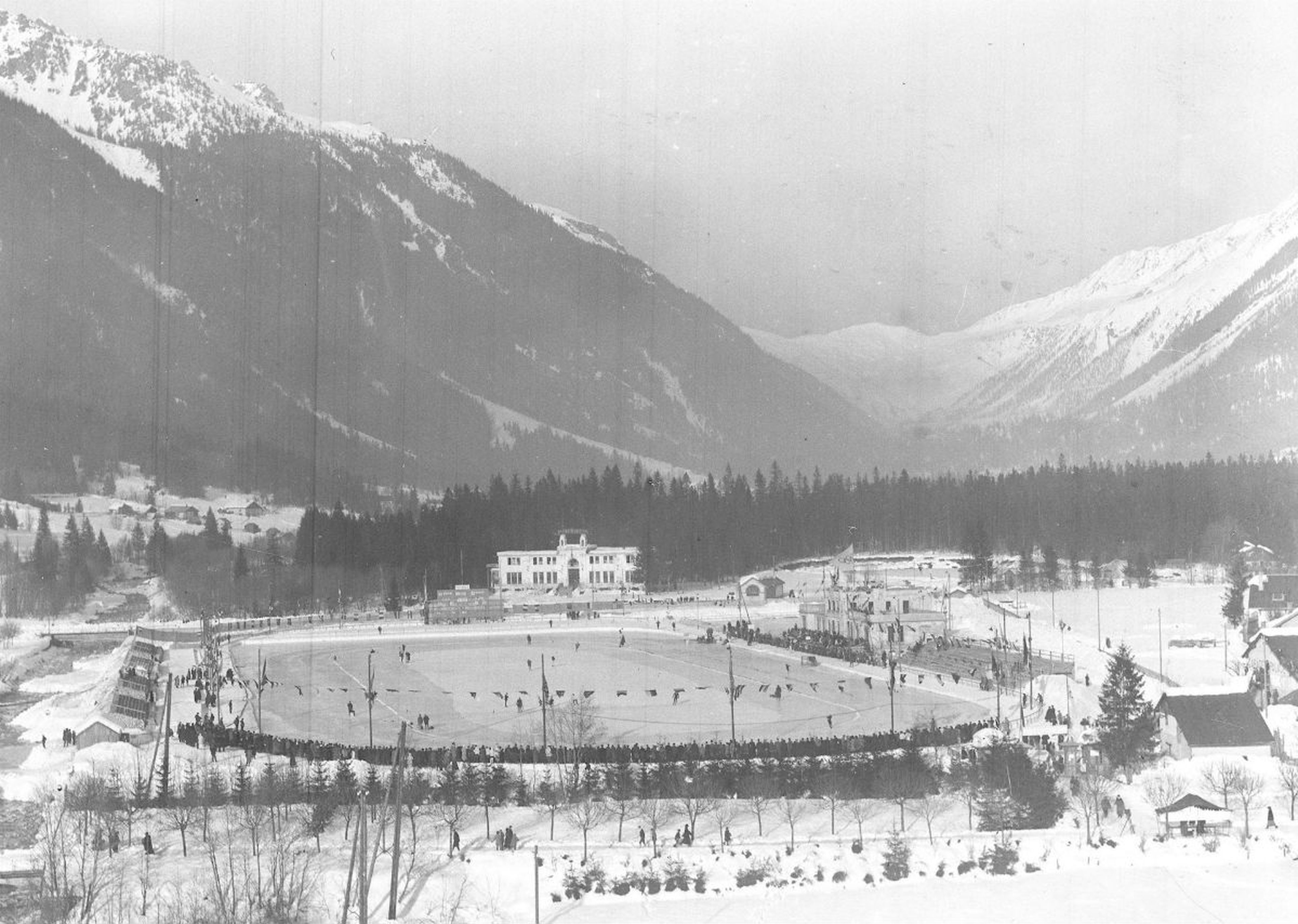 El estadio olímpico de Chamonix (Francia) en 1924.