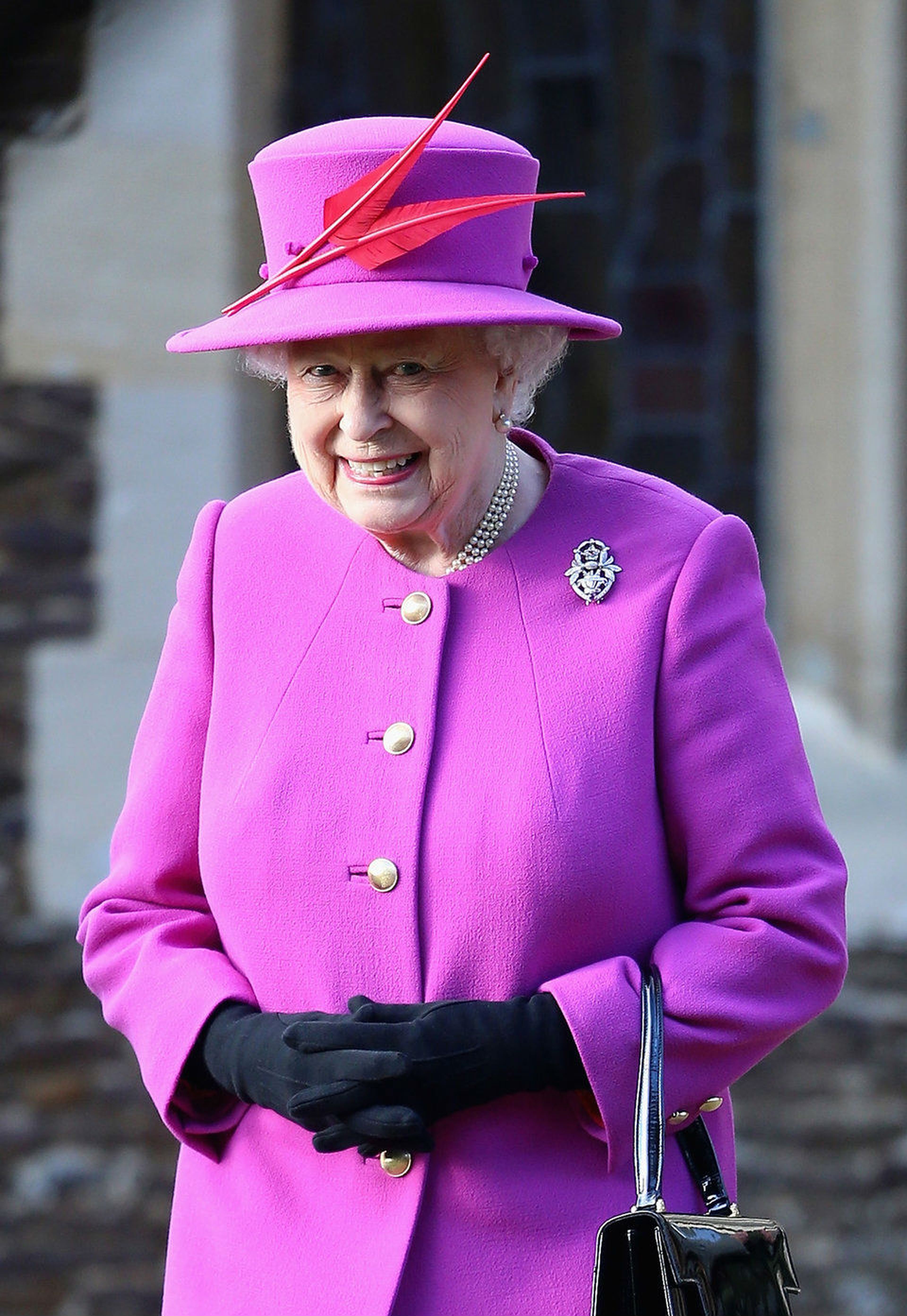 Reina Isabel II bolso de mano