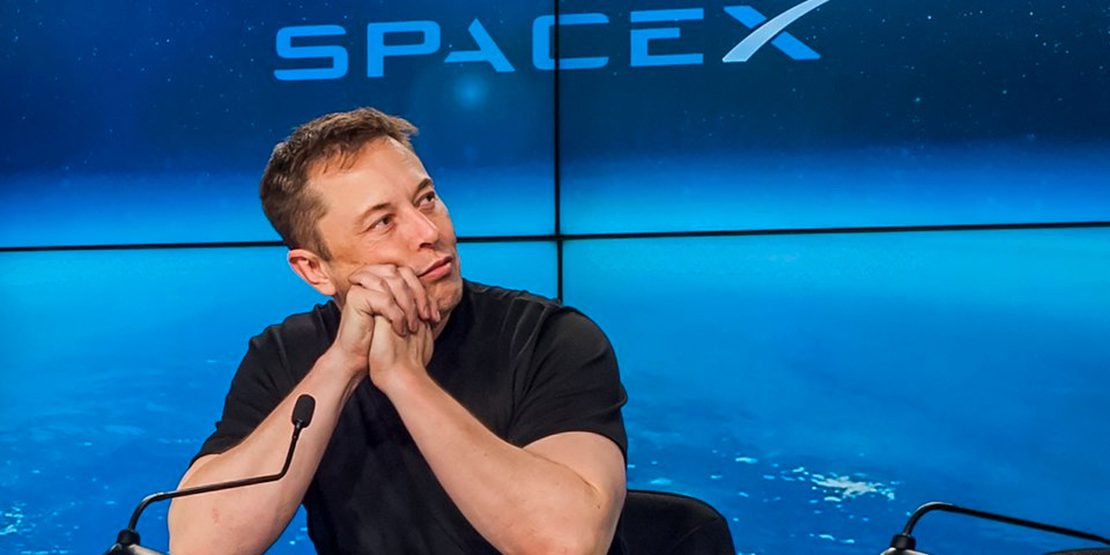 Elon Musk ha revelado cómo que deberían vivir los primeros humanos en Marte.