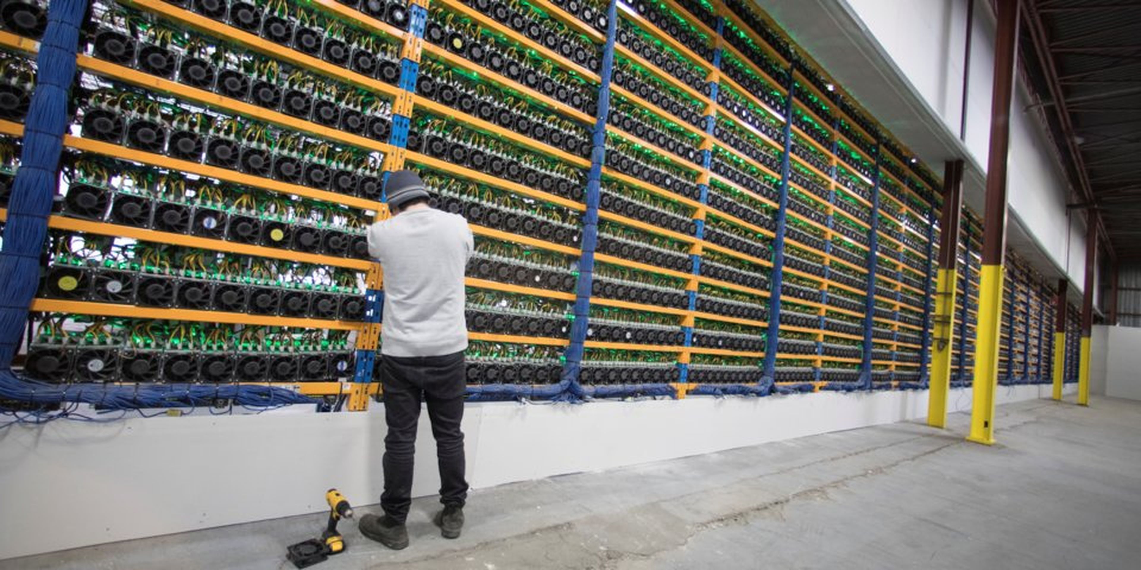Fábrica de minado de bitcoin en Canadá