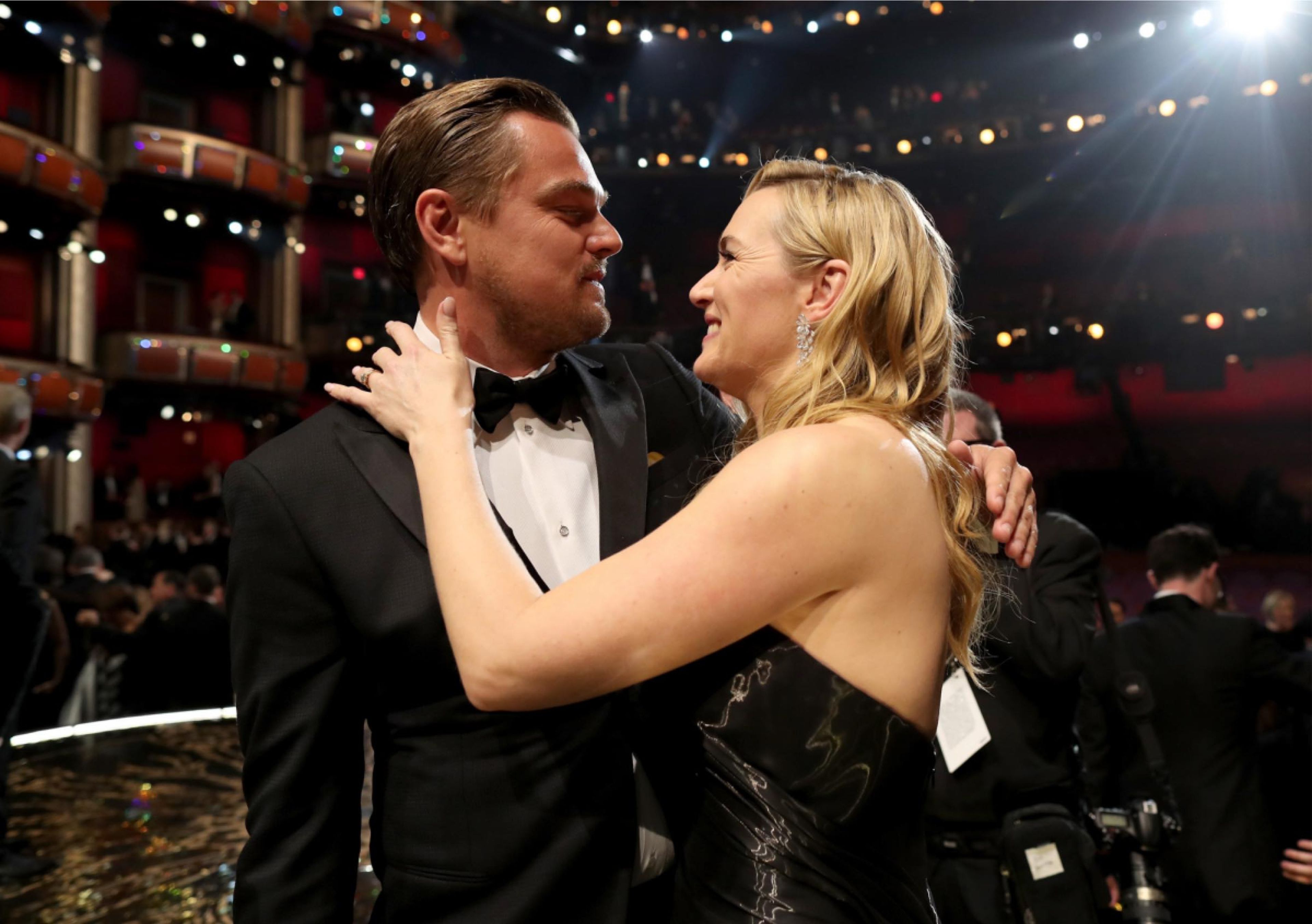 A pesar de su experiencia, Kate Winslet y Leonardo di Caprio cayeron en la 'maldición de los Oscar'.