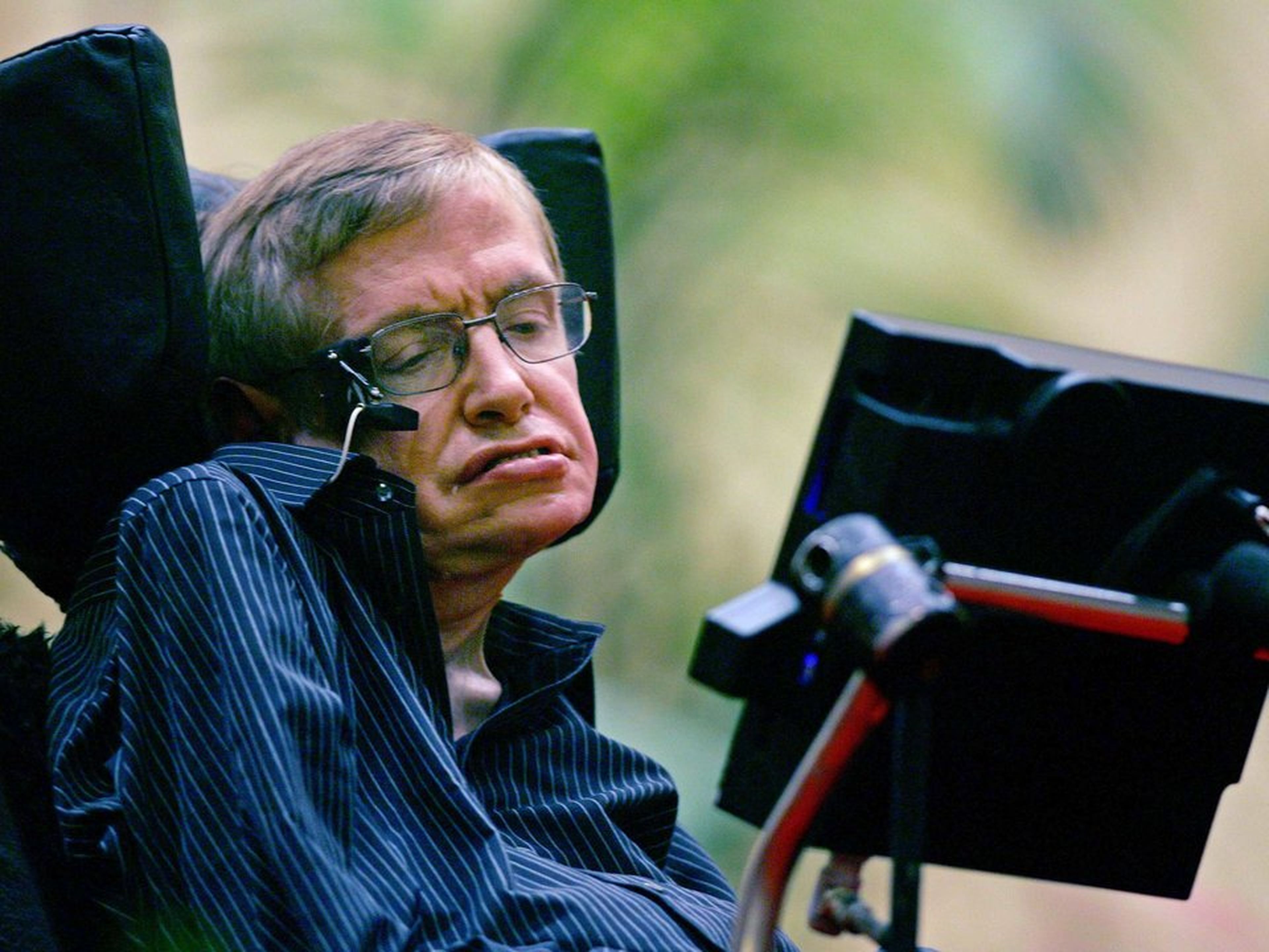 Stephen Hawking divulgación