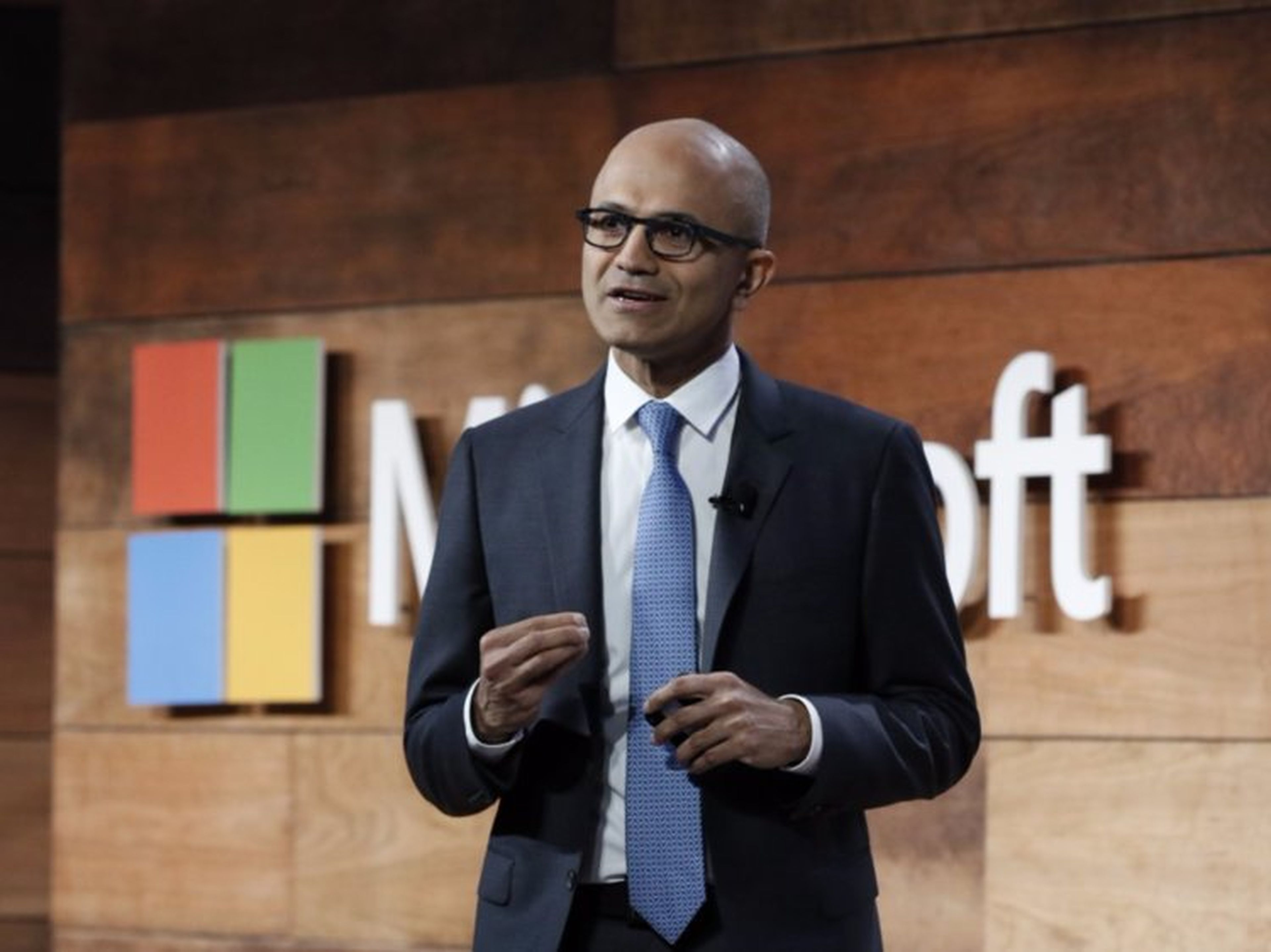 Asistir a la escuela "fue la mejor oportunidad que tuve en mi vida", declaró Satya Nadella, CEO de Microsoft.