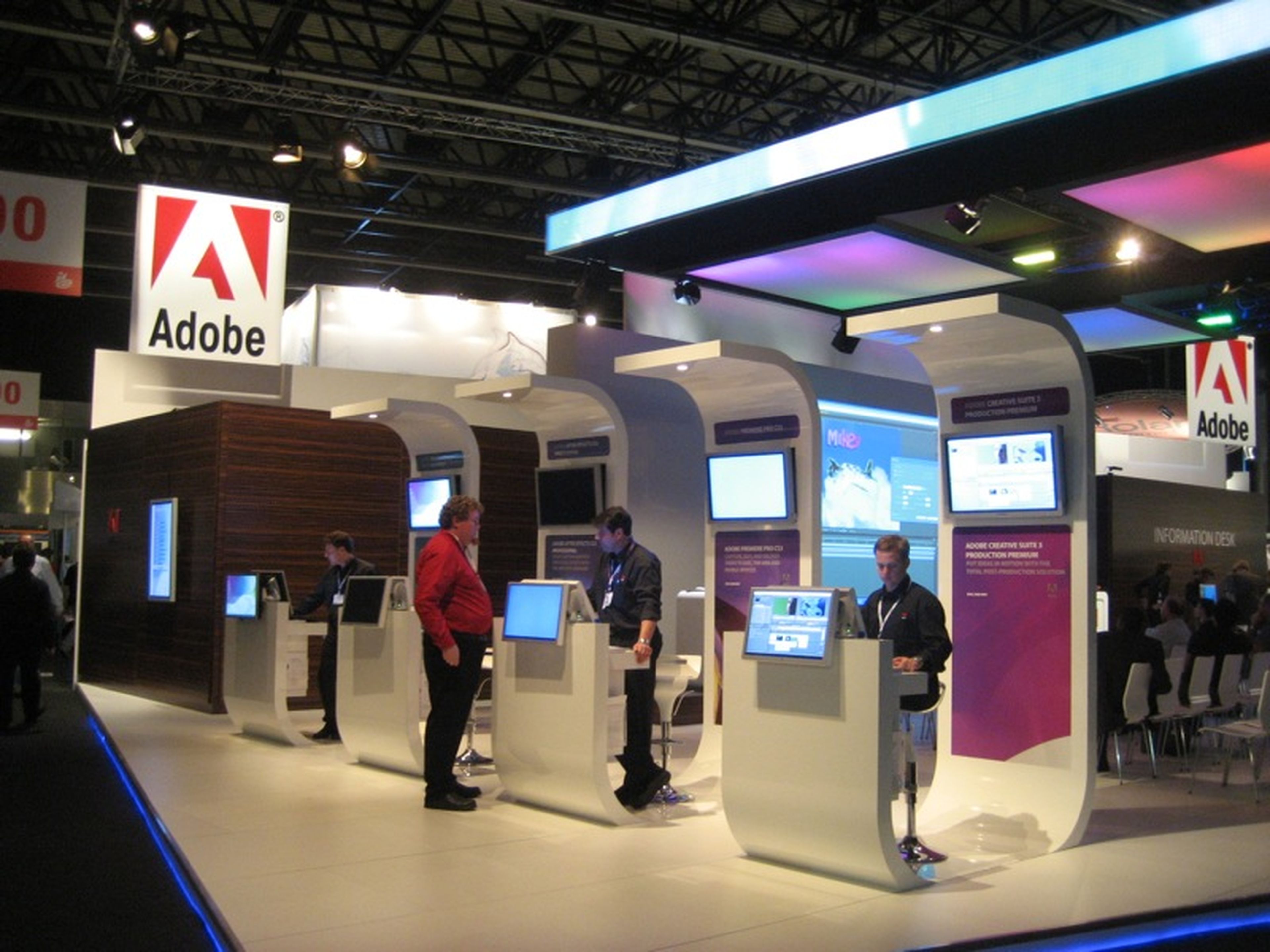 Adobe stand