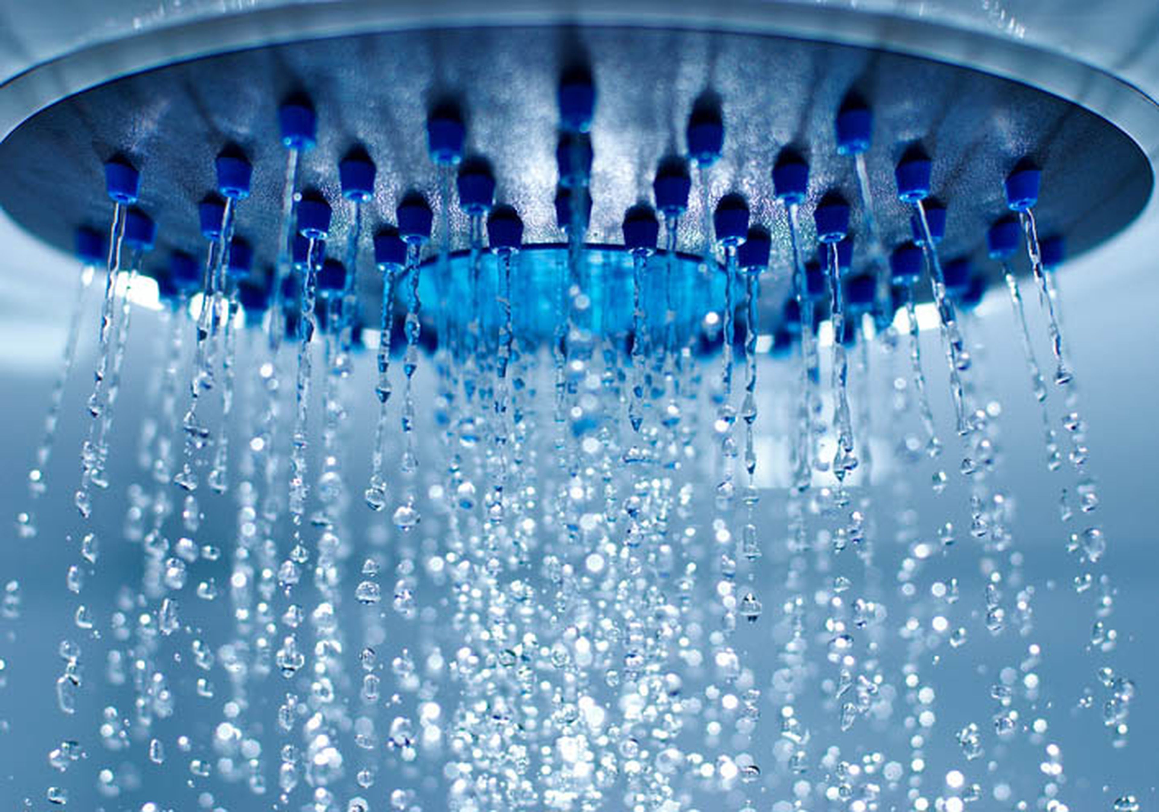 Agua en la ducha