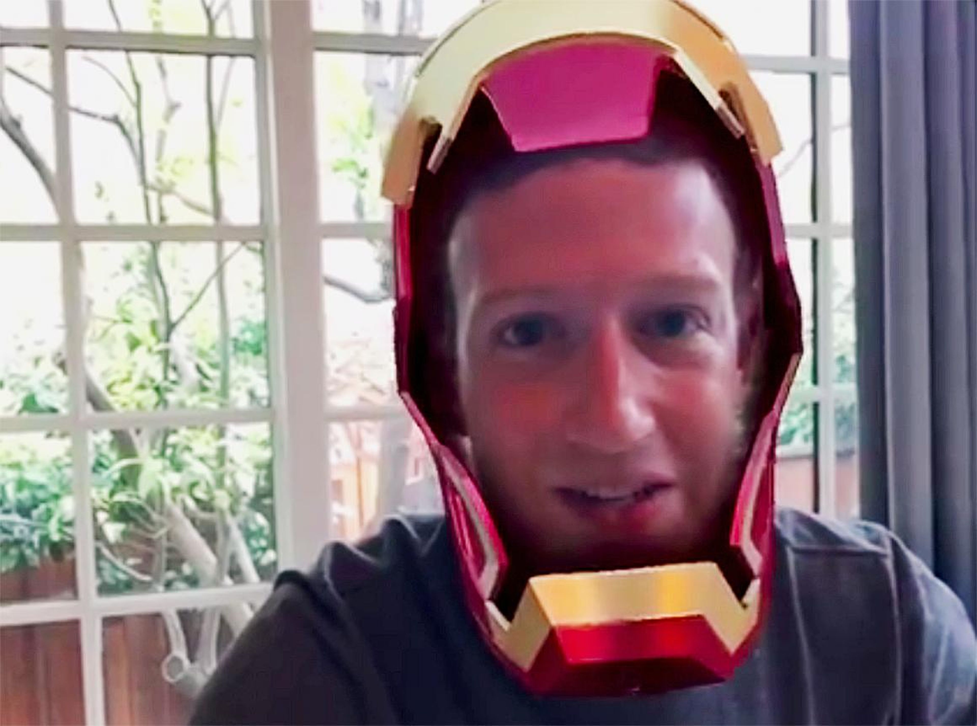 ​ ​Incluso con sus contribuciones a la Iniciativa Chan Zuckerberg, Zuckerberg mantiene su control férreo sobre Facebook.