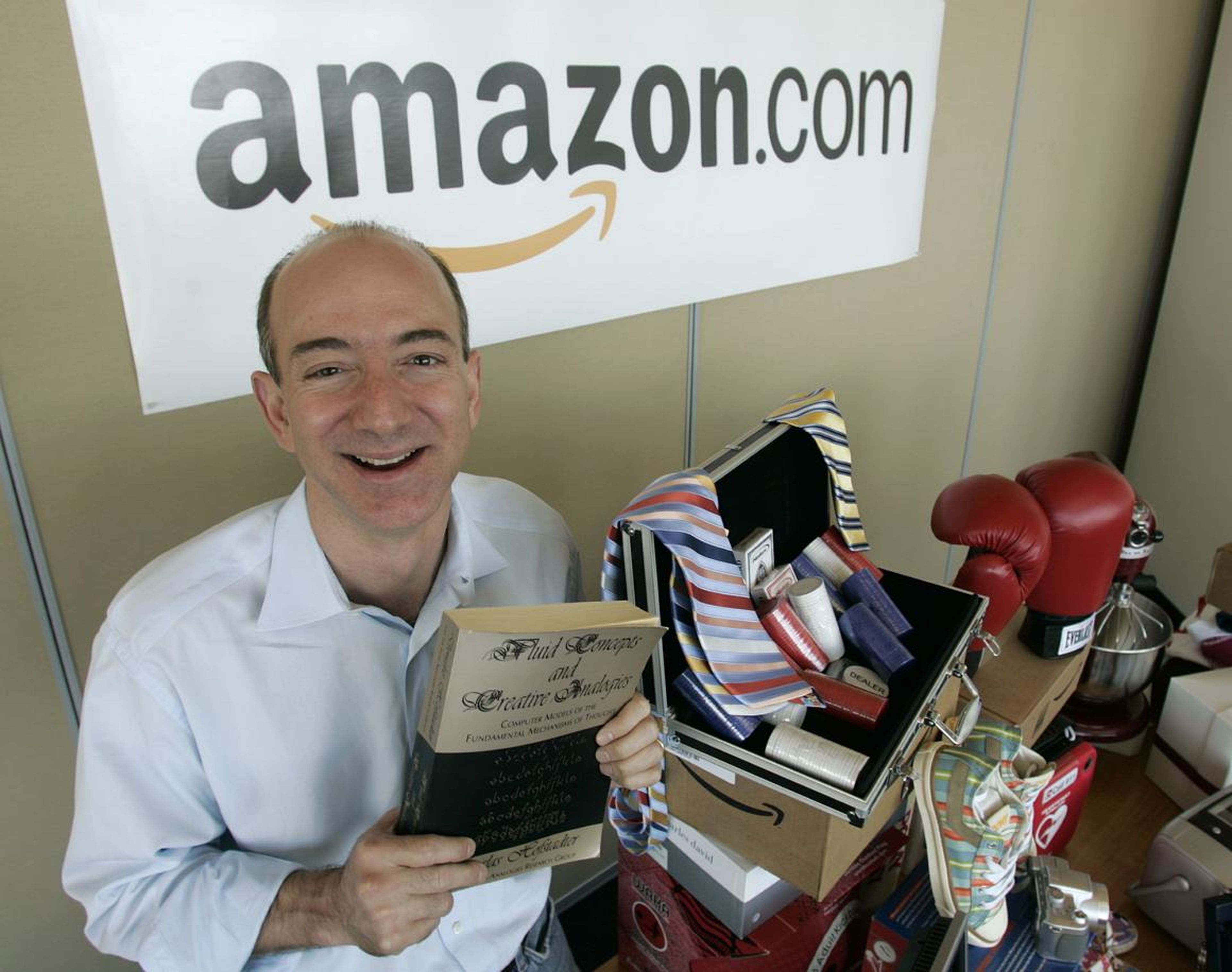 Bezos liked to move incredibly fast, which often created chaos, especially in Amazon's distribution centers.