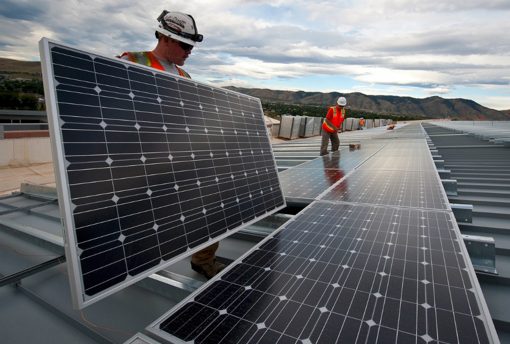 Cómo Instalar Paneles Solares En Casa: Todo Lo Que Debes Saber Antes De ...