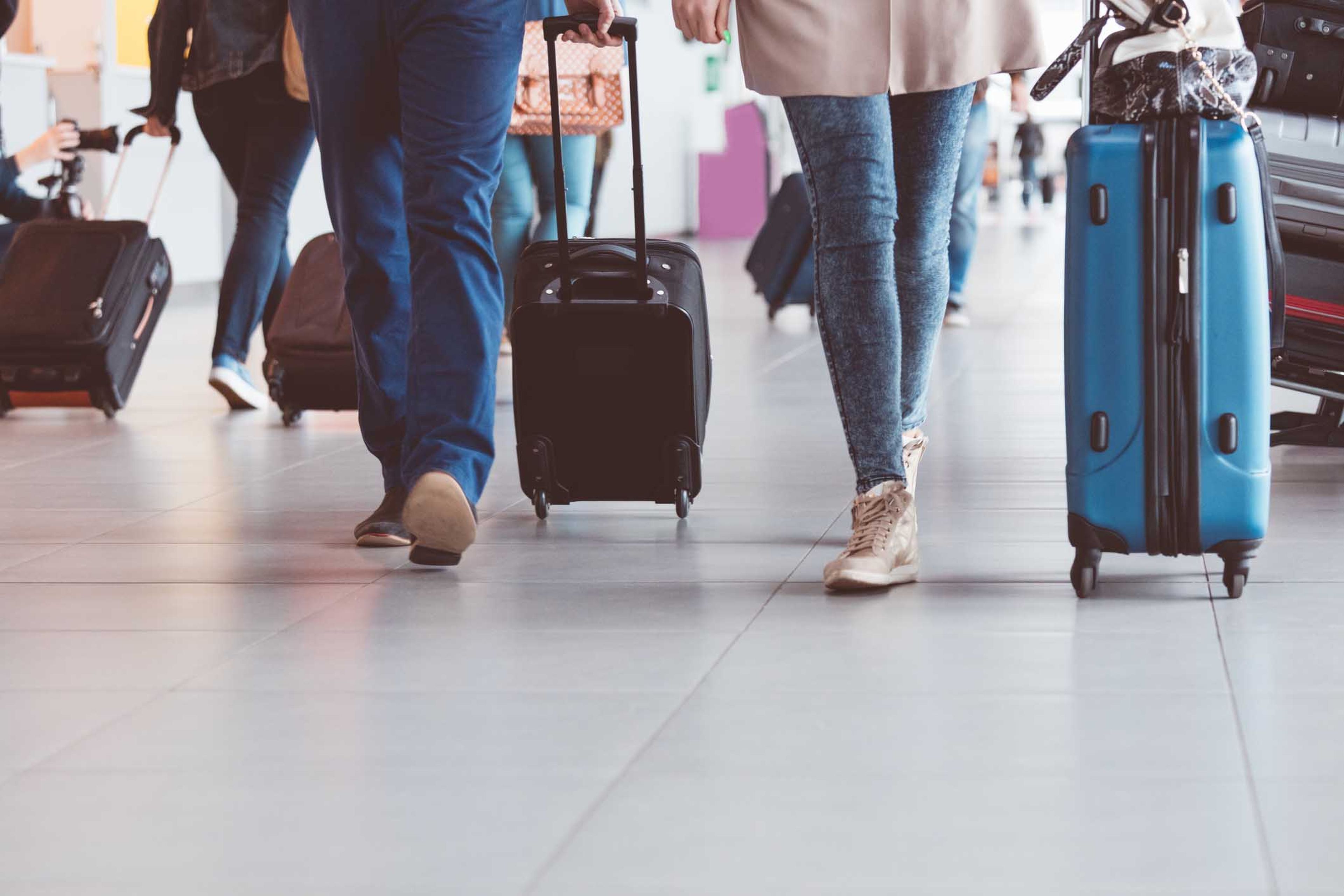 Chaise longue Modernización impaciente Medidas y tamaño de las maletas de mano de las aerolíneas en España |  Business Insider España