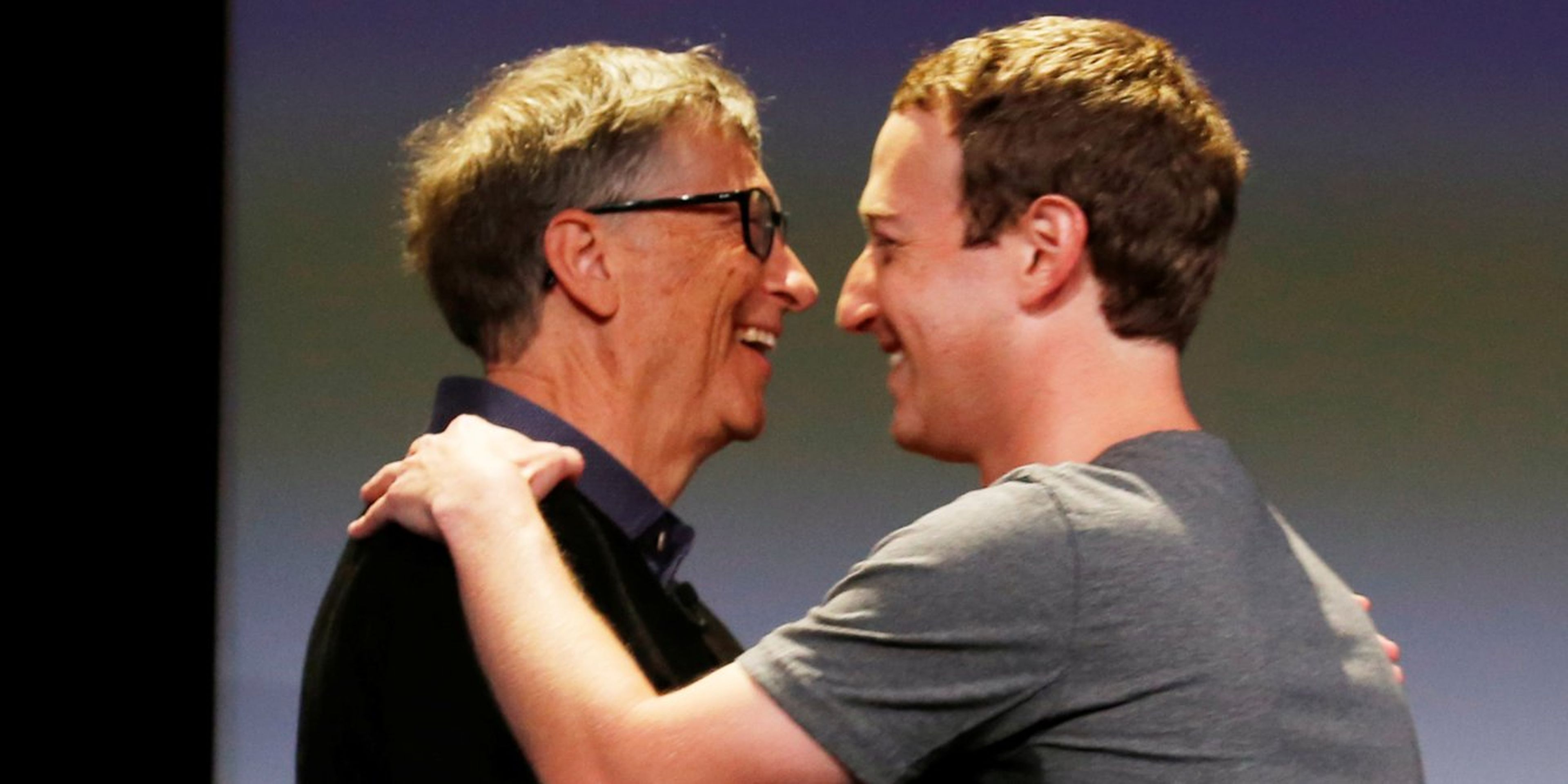 Mark Zuckerberg dice que Bill Gates es un ejemplo a seguir y su mentor.