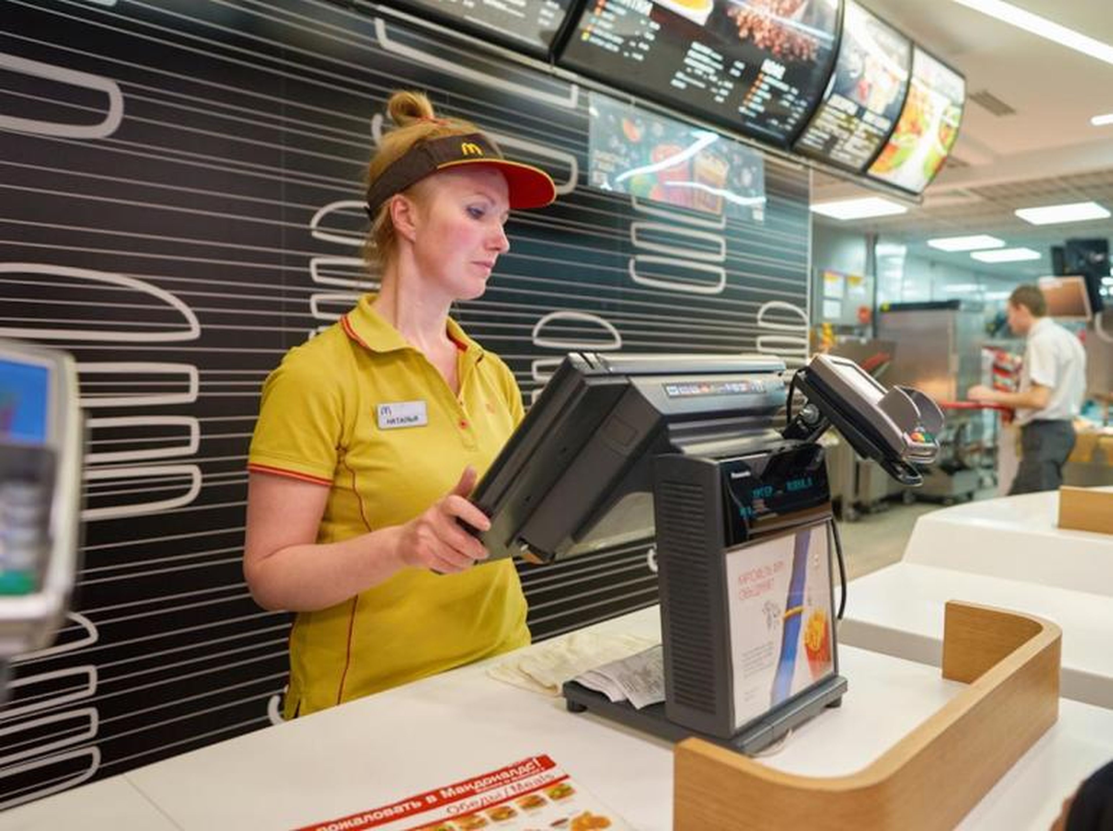 Trabajadora del McDonald's [RE]