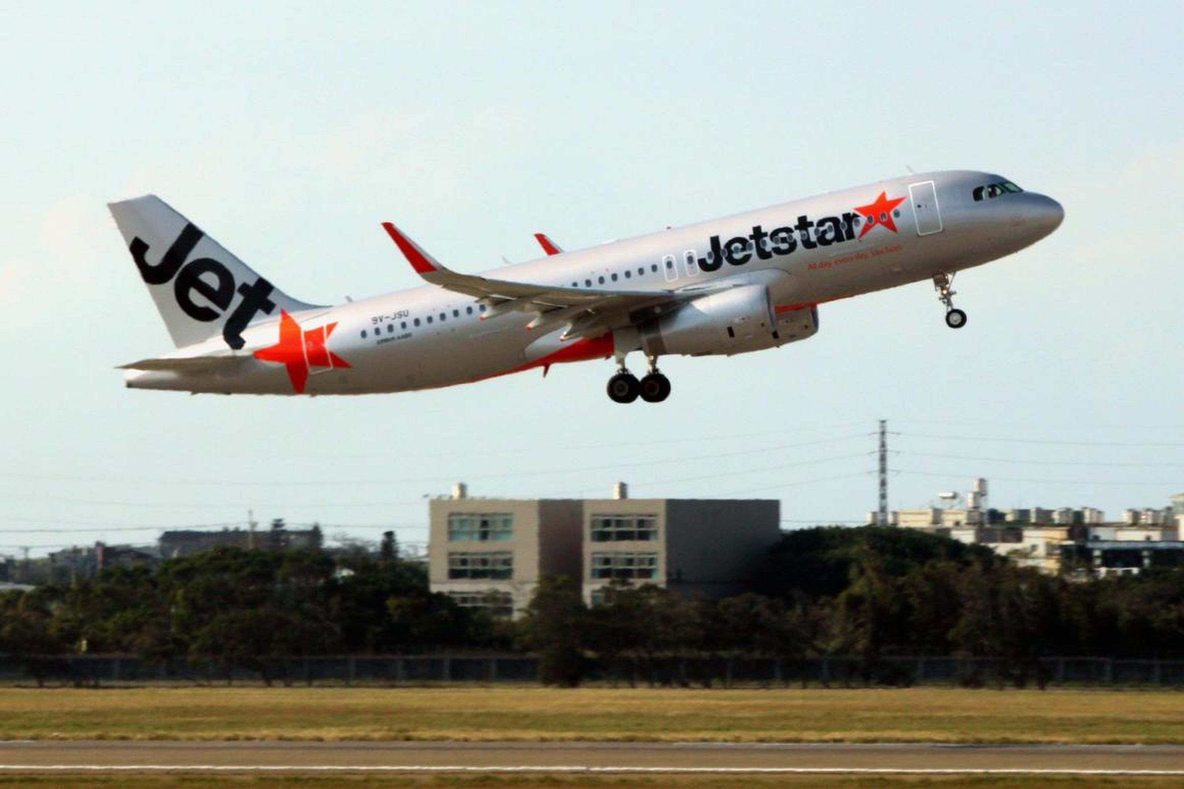 4. JetStar Airways