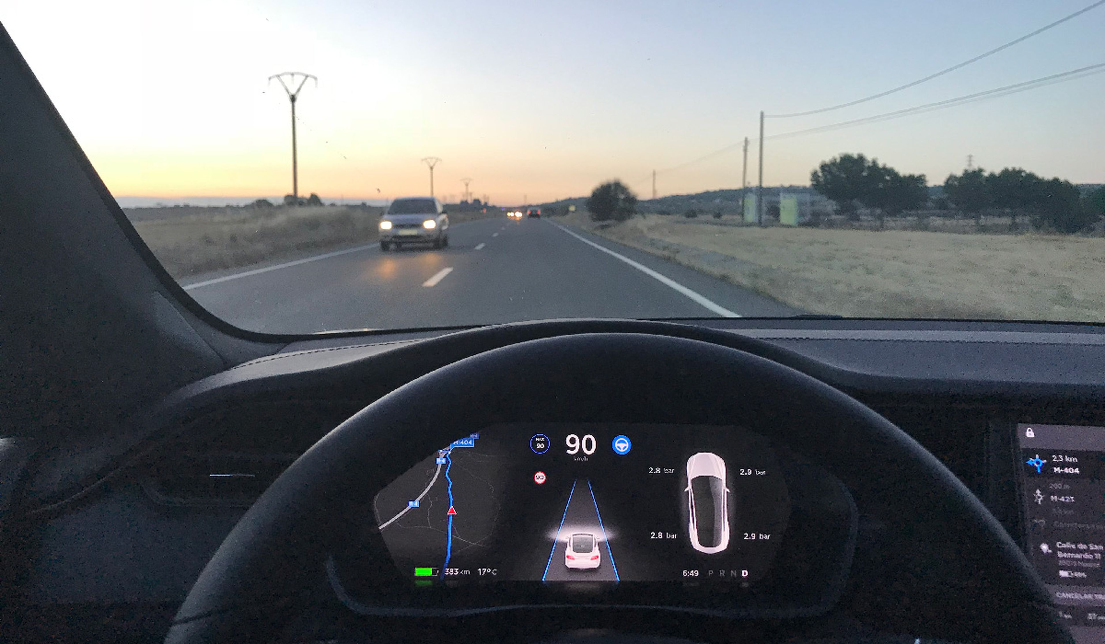 8 cosas de conducir un Tesla que la mayoría desconoce