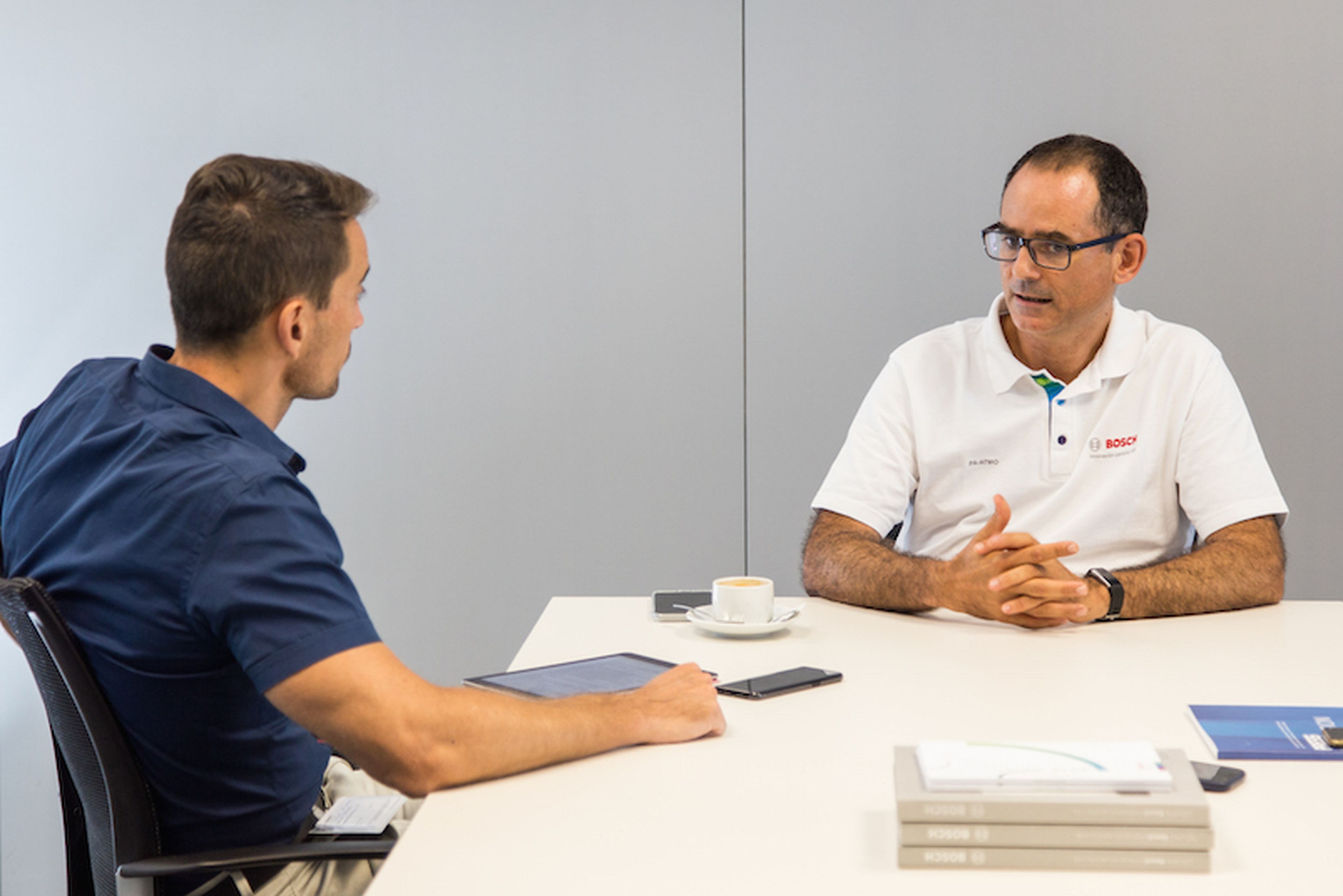 Javier González Pareja contesta a las preguntas de Manuel del Campo, CEO de Axel Springer España