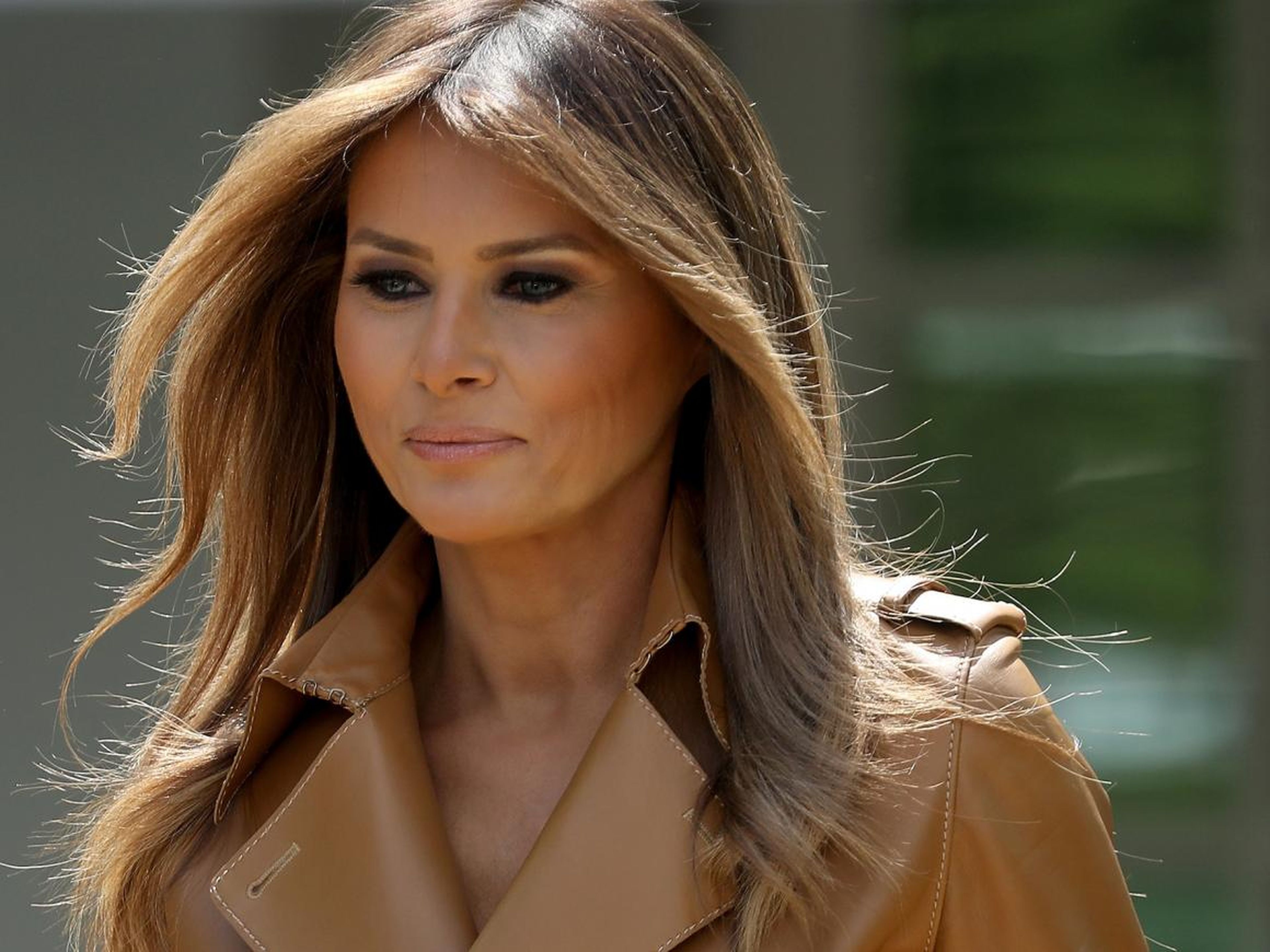 To complete her look, Melania has her own makeup artist, Nicole Bryl, who told US Weekly of Melania's plans to have a "glam room" in the White House. She also has a hairstylist who makes house calls and travels with her.
