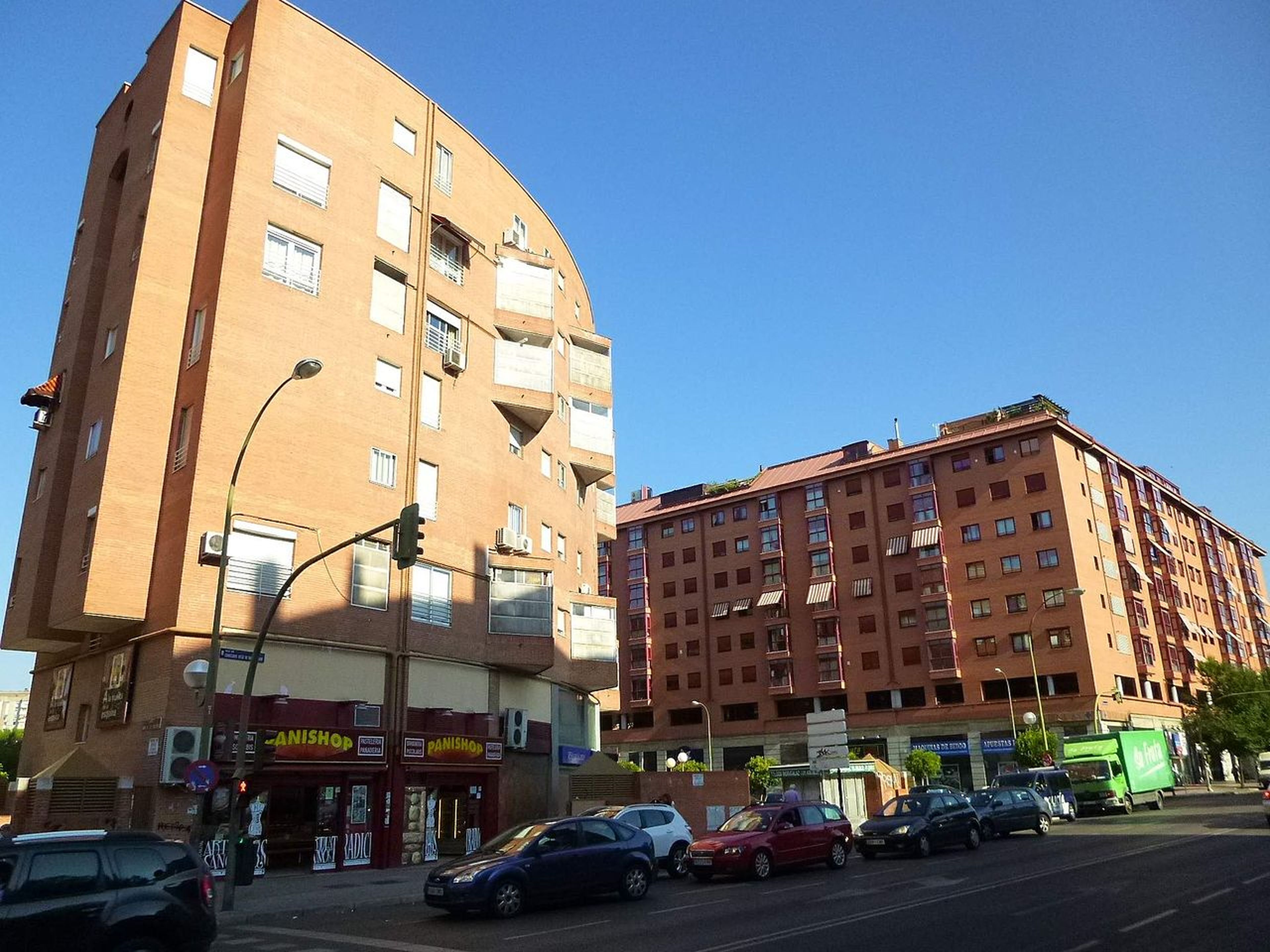Edificios de pisos, vivienda, en Moratalaz