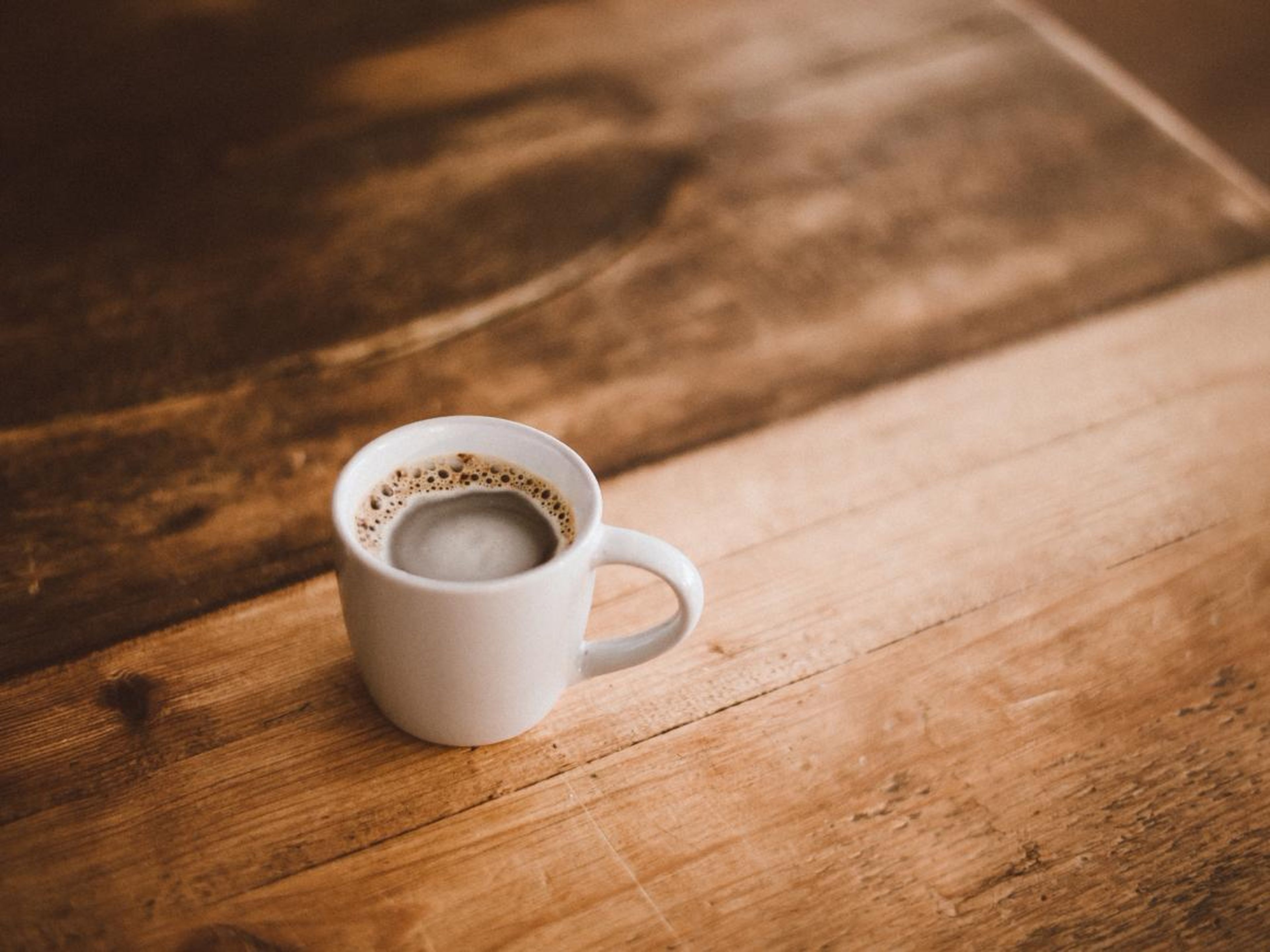 Hígado saludable: un artículo que combinó los resultados de nueve estudios reveló que beber más café se asocia con un menor riesgo de padecer cirrosis.