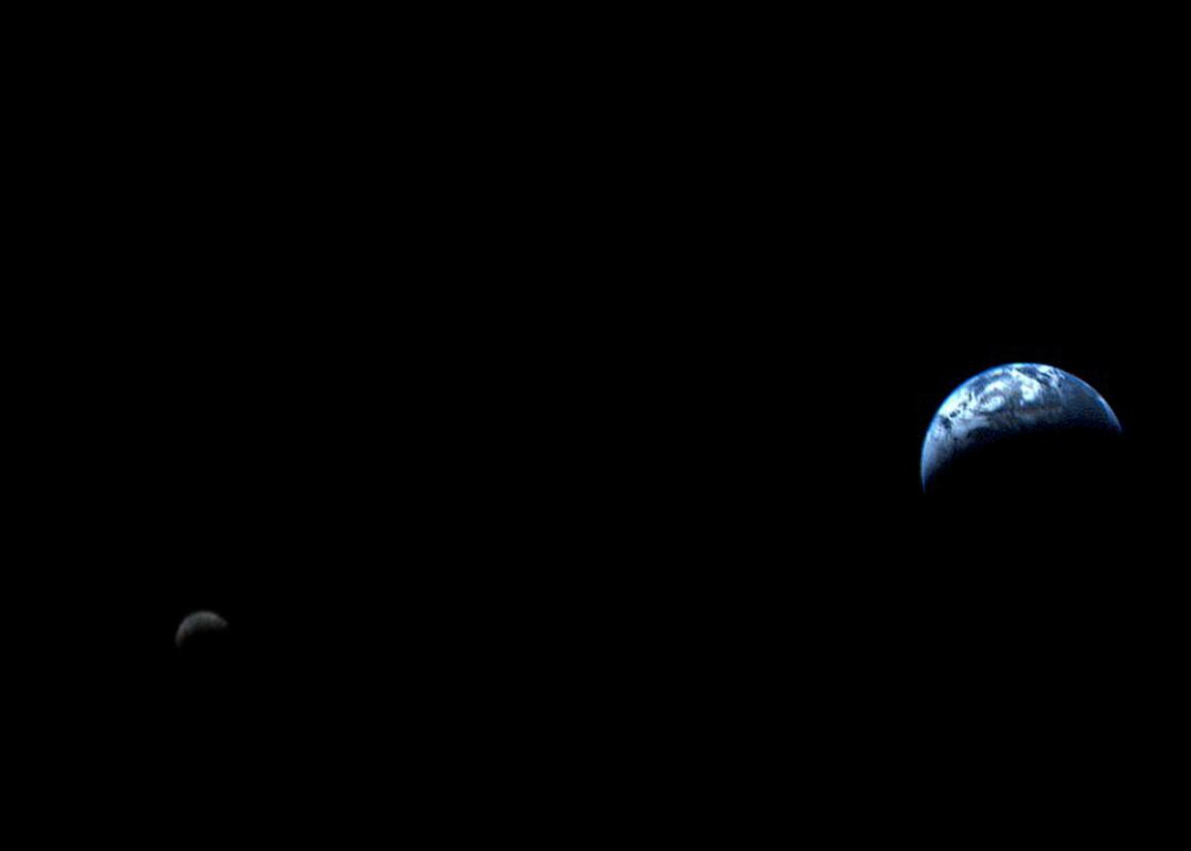 La mayoría de las imágenes no representan con precisión la distancia entre la Tierra y la Luna