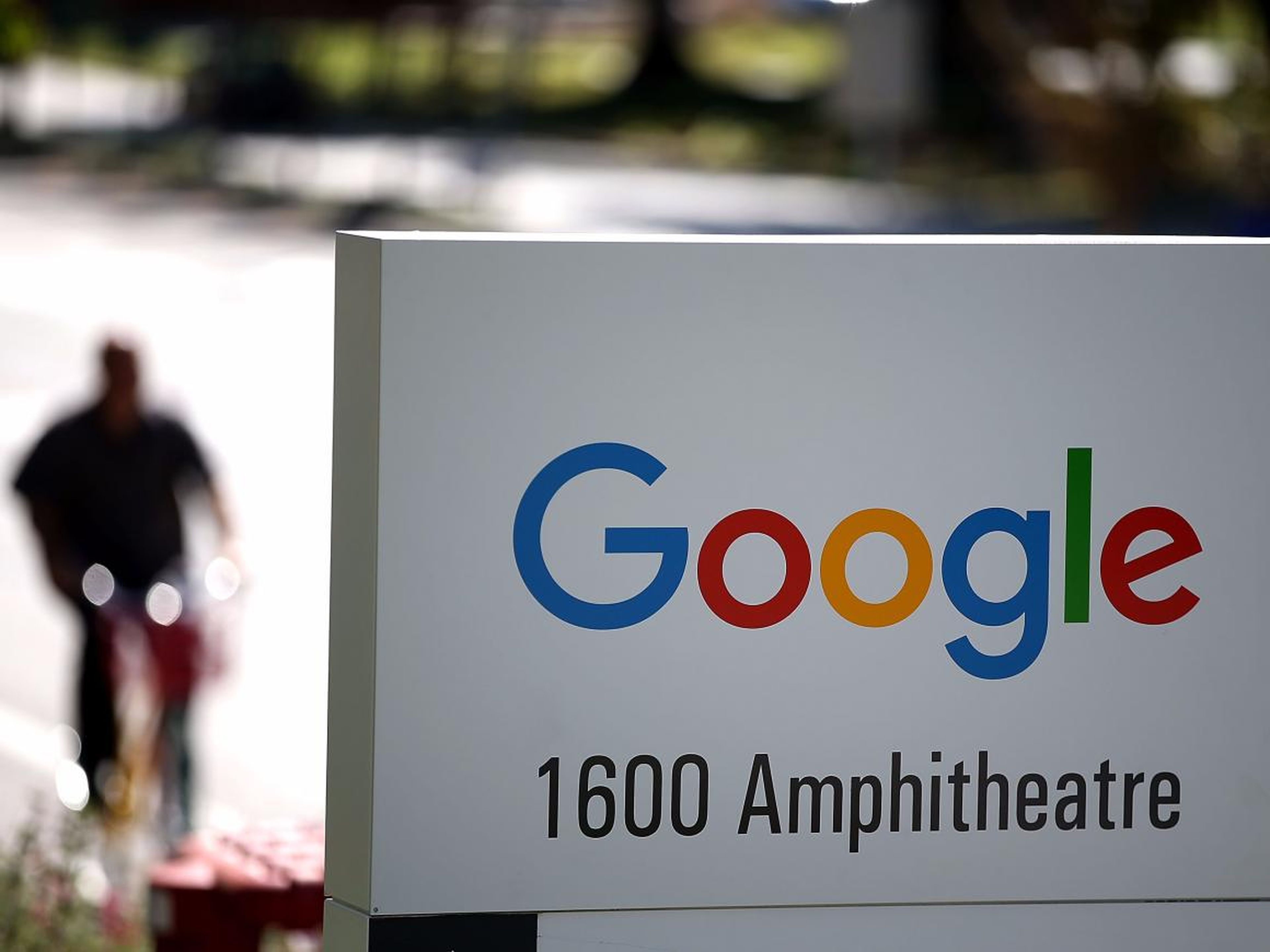 Google 4 класс. Гугл. Логотип компании гугл. Гугл фото.
