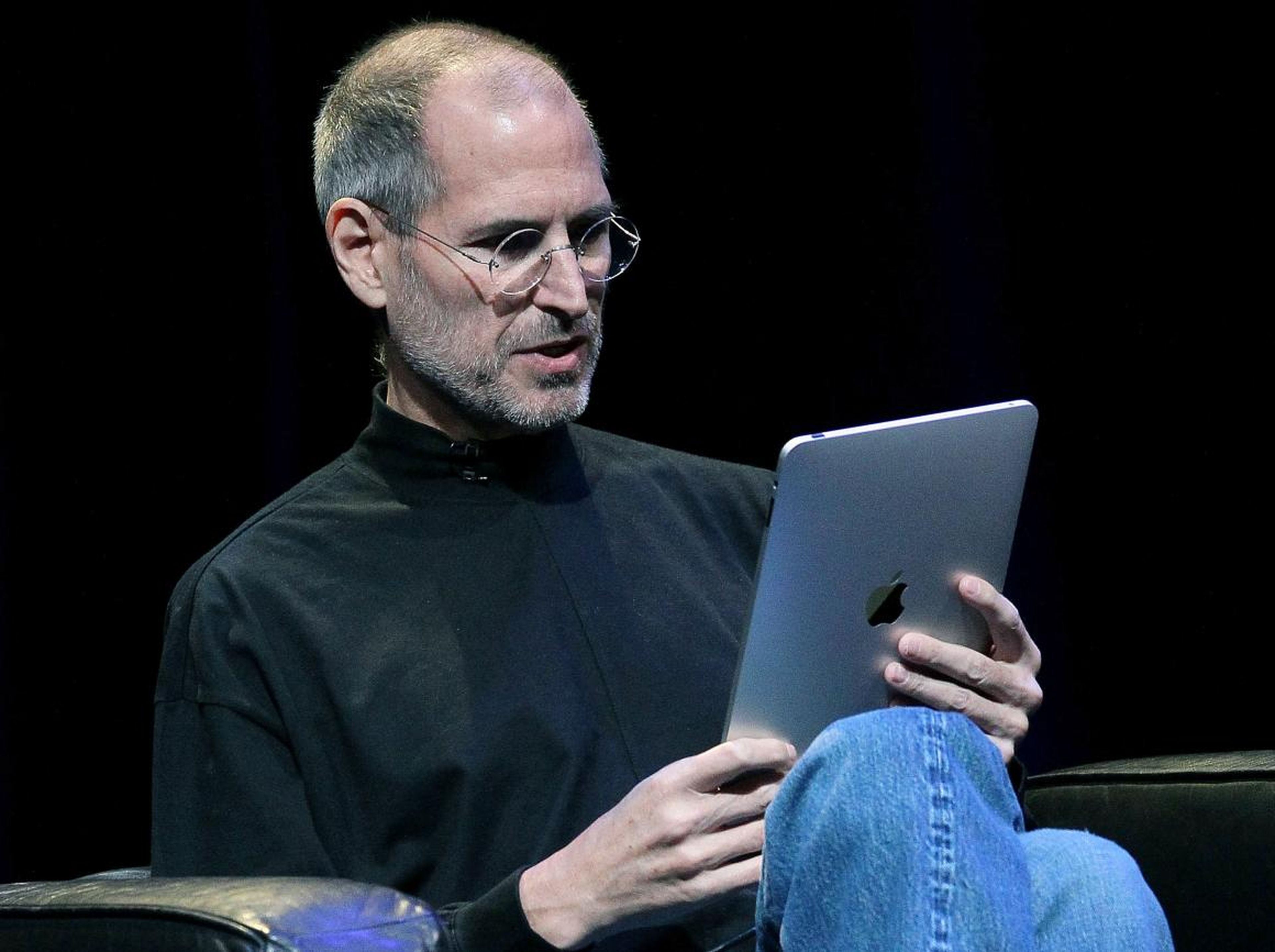 In 2010, Jobs finally introduced the Apple iPad, the tablet he had been wanting since the early 2000s.