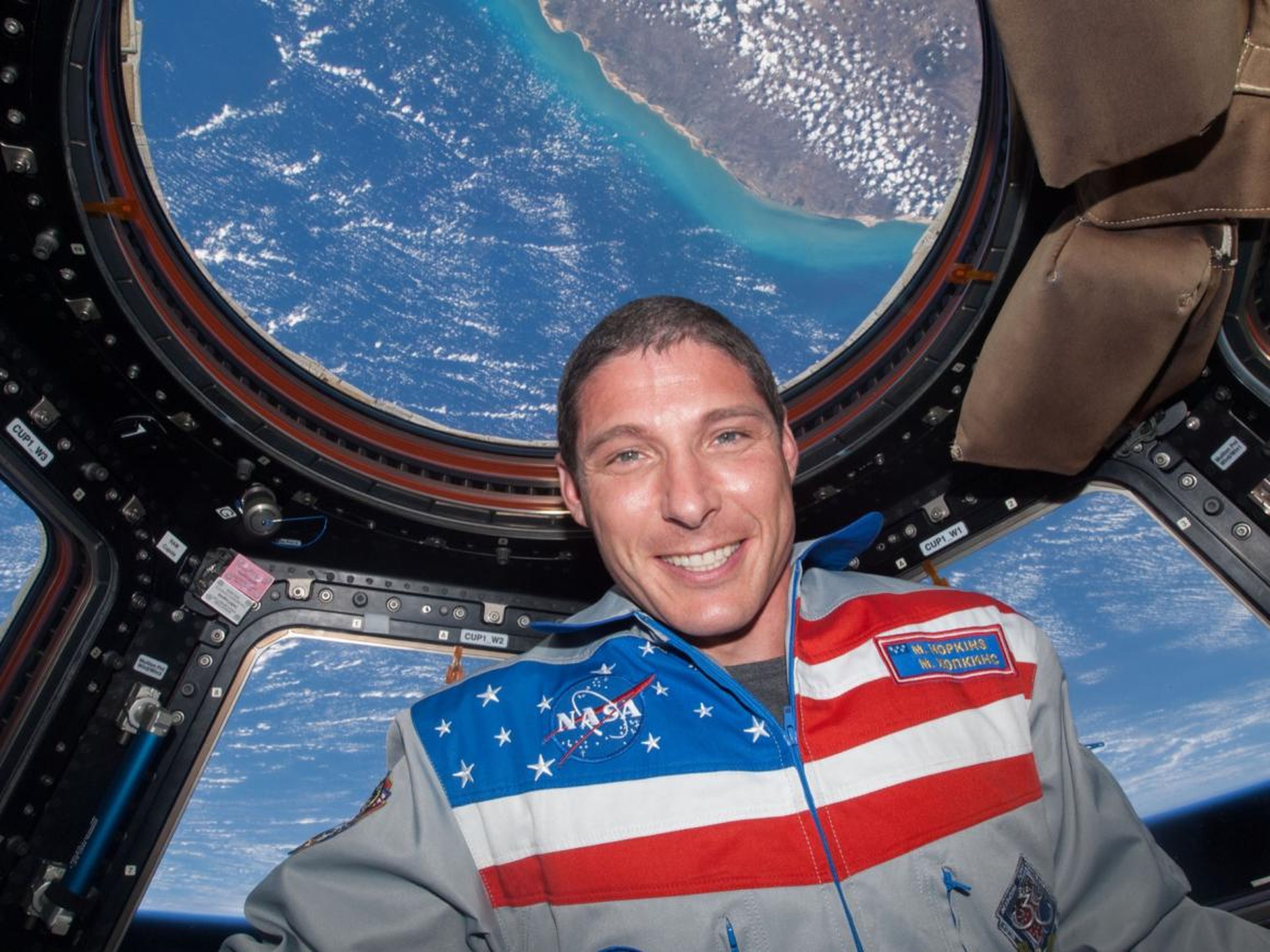 El astronauta Mike Hopkins