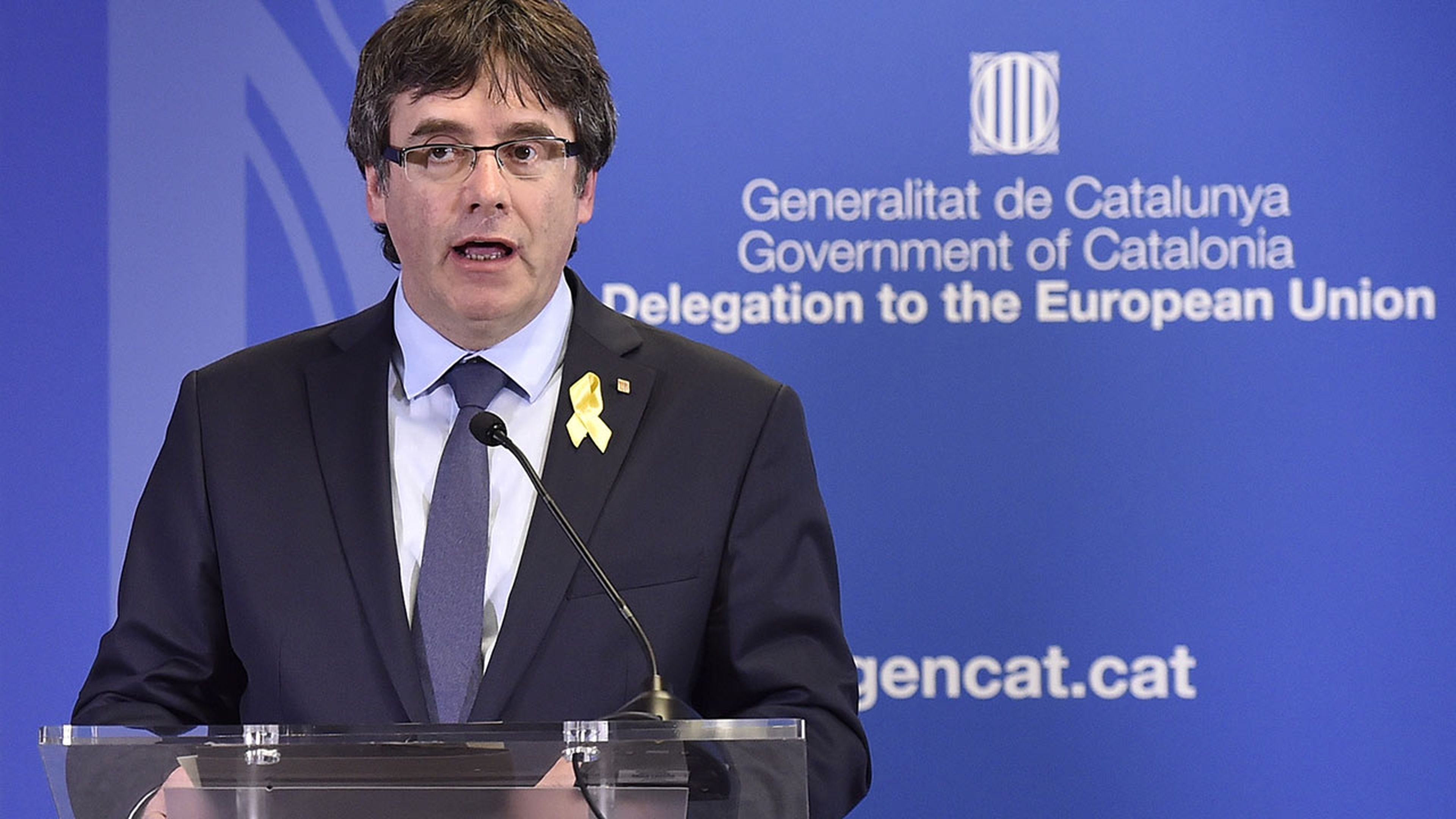 Puigdemont, durante una conferencia de prensa en la Delegación de Cataluña para la UE.