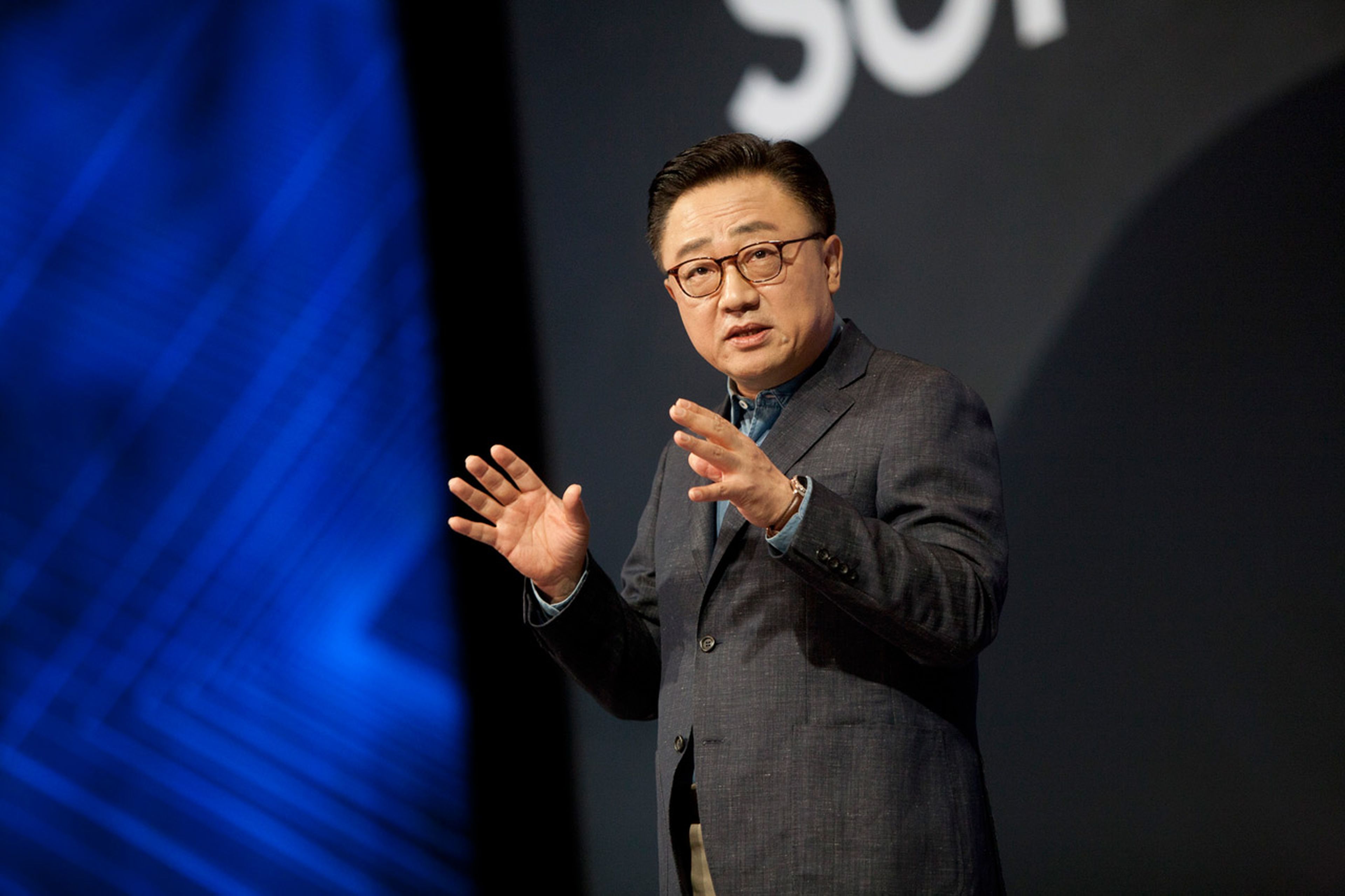 El presidente y consejero delegado de Samsung Electronics, Dong-Jin Koh