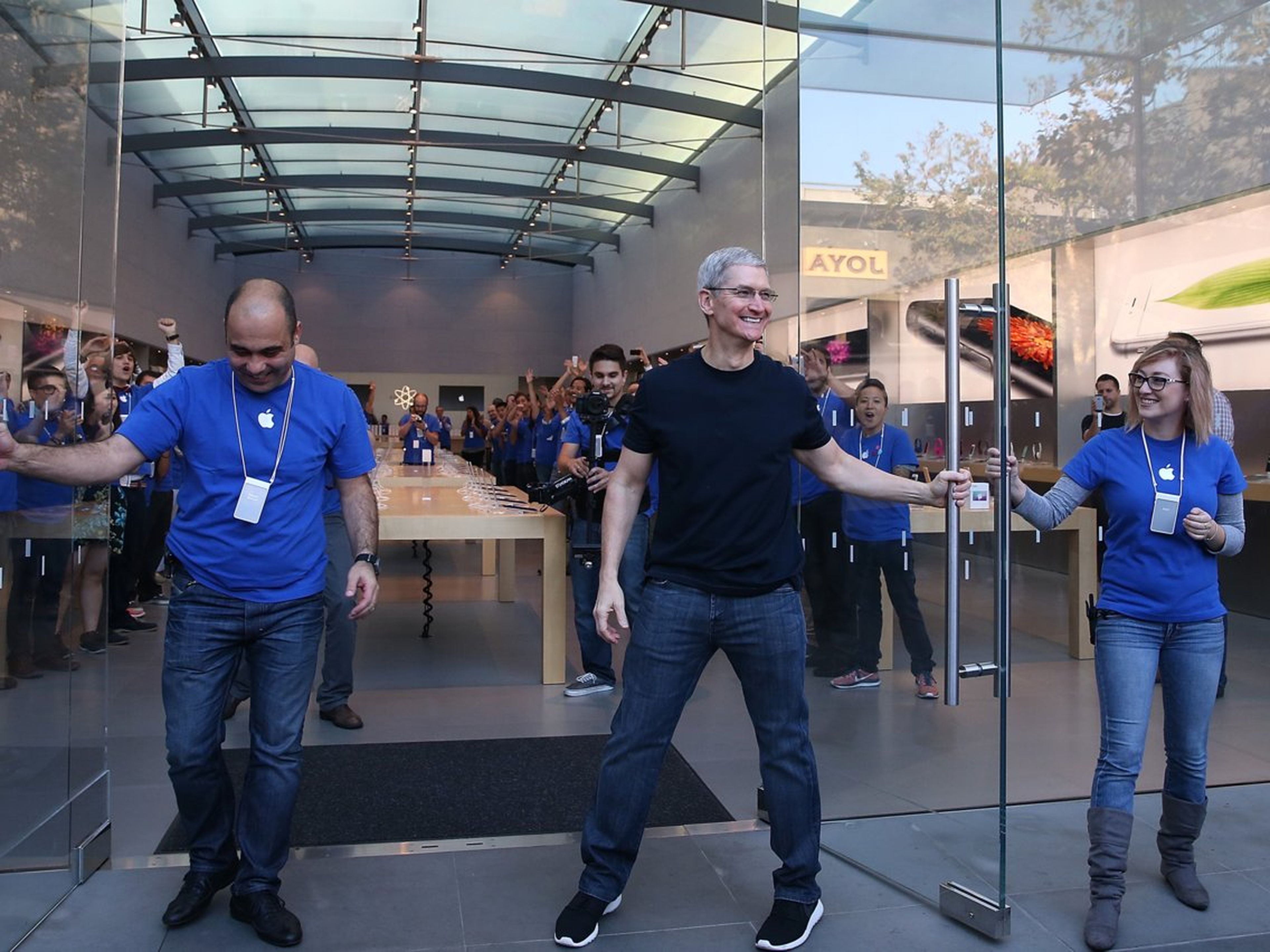 Tim Cook