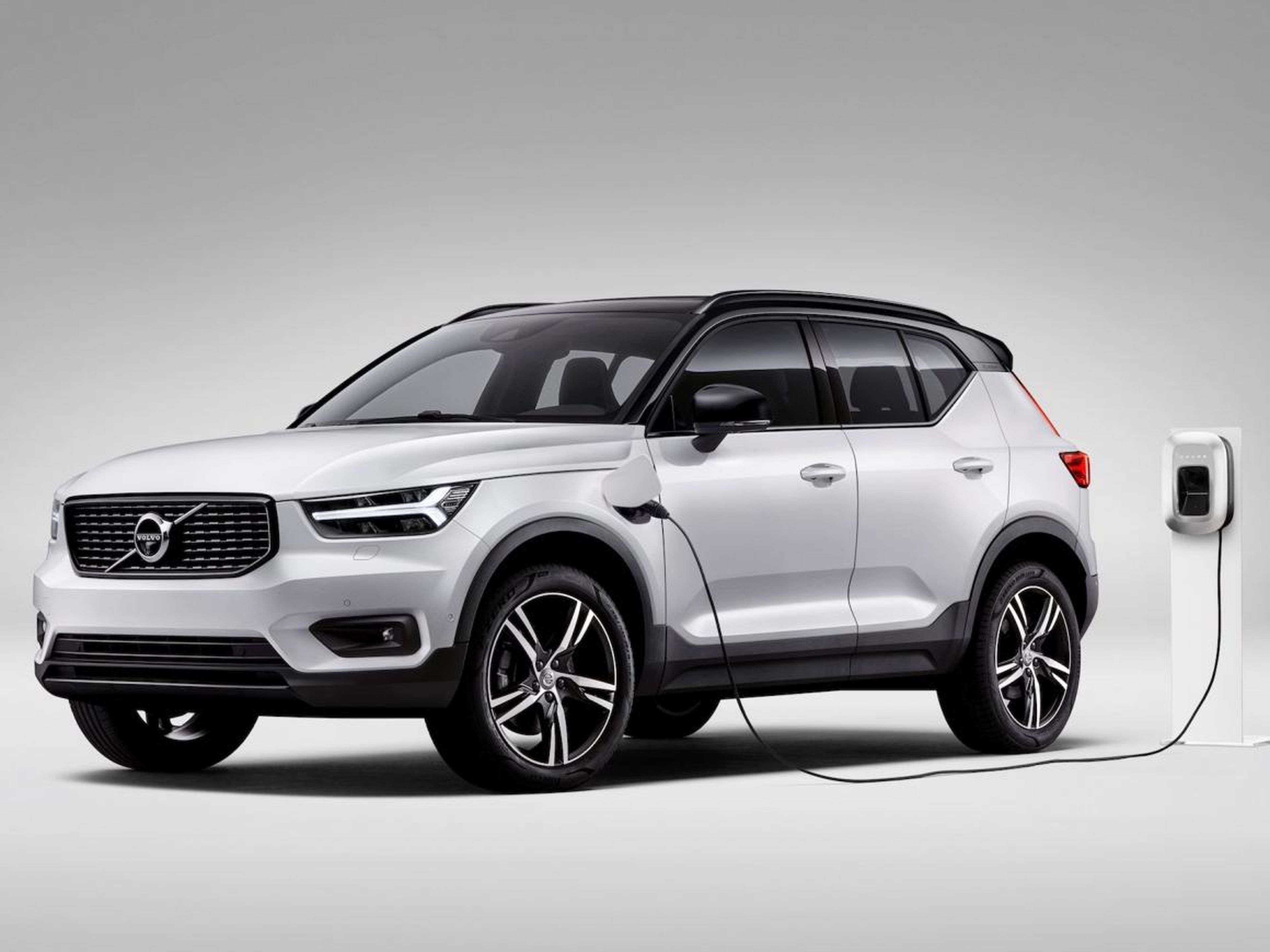 Volvo will make a plug-in hybrid version of the XC40.