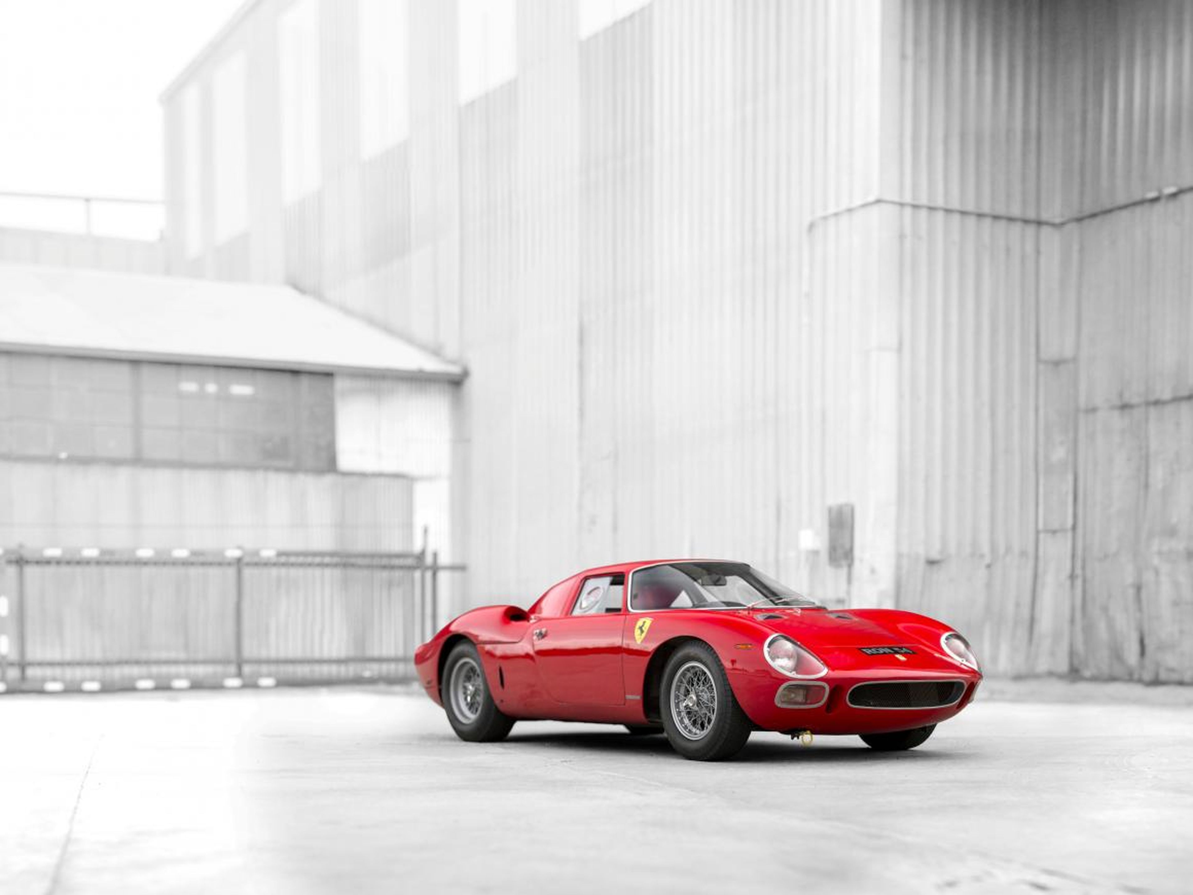 16. Ferrari 250 LM de Scaglietti de 1964: vendido por 17,6 millones de dólares por Sotheby's en 2015