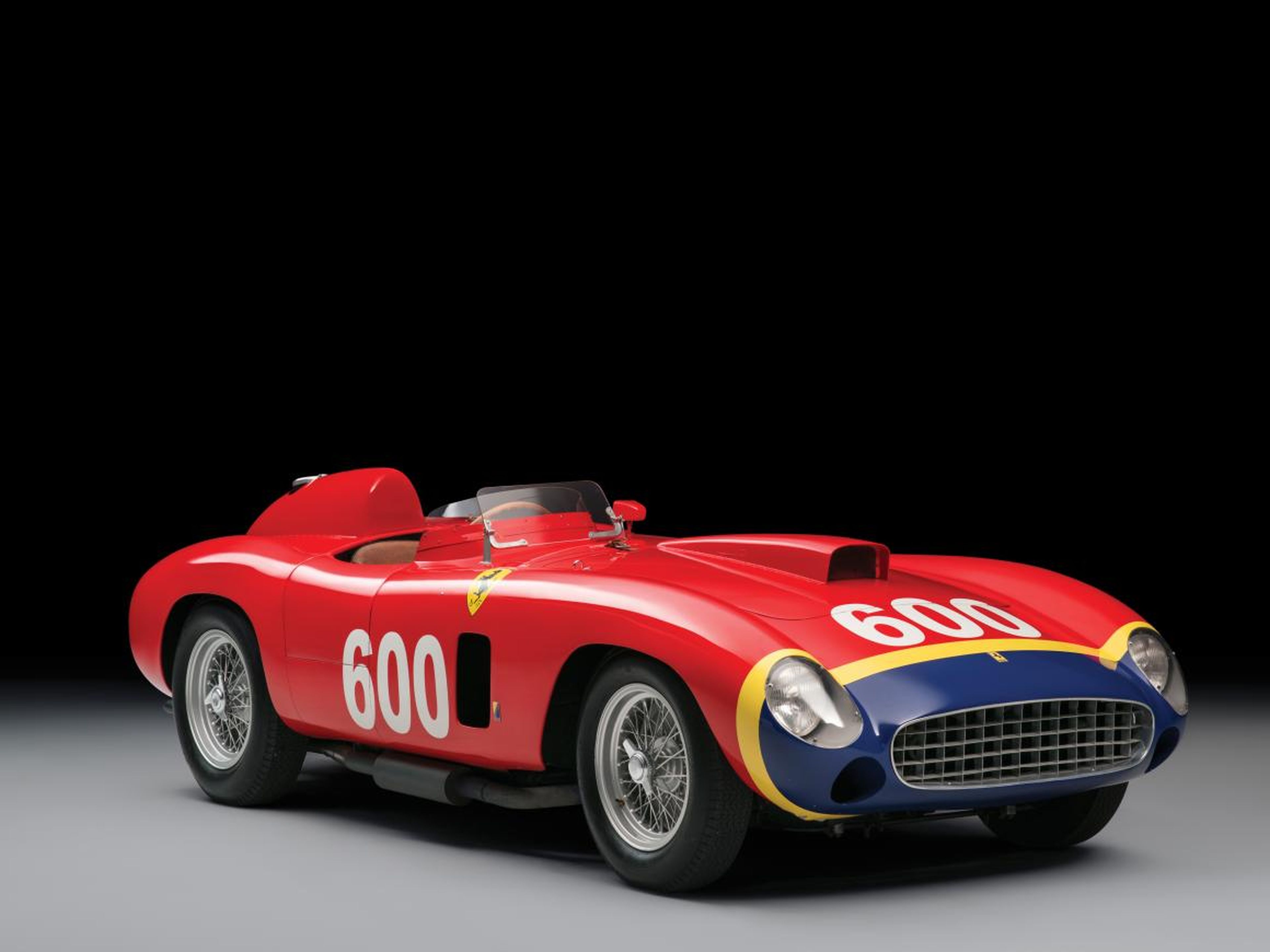 4. Ferrari 290 MM de Scaglietti de 1956: vendido por 28,05 millones de dólares por Sotheby's en 2015