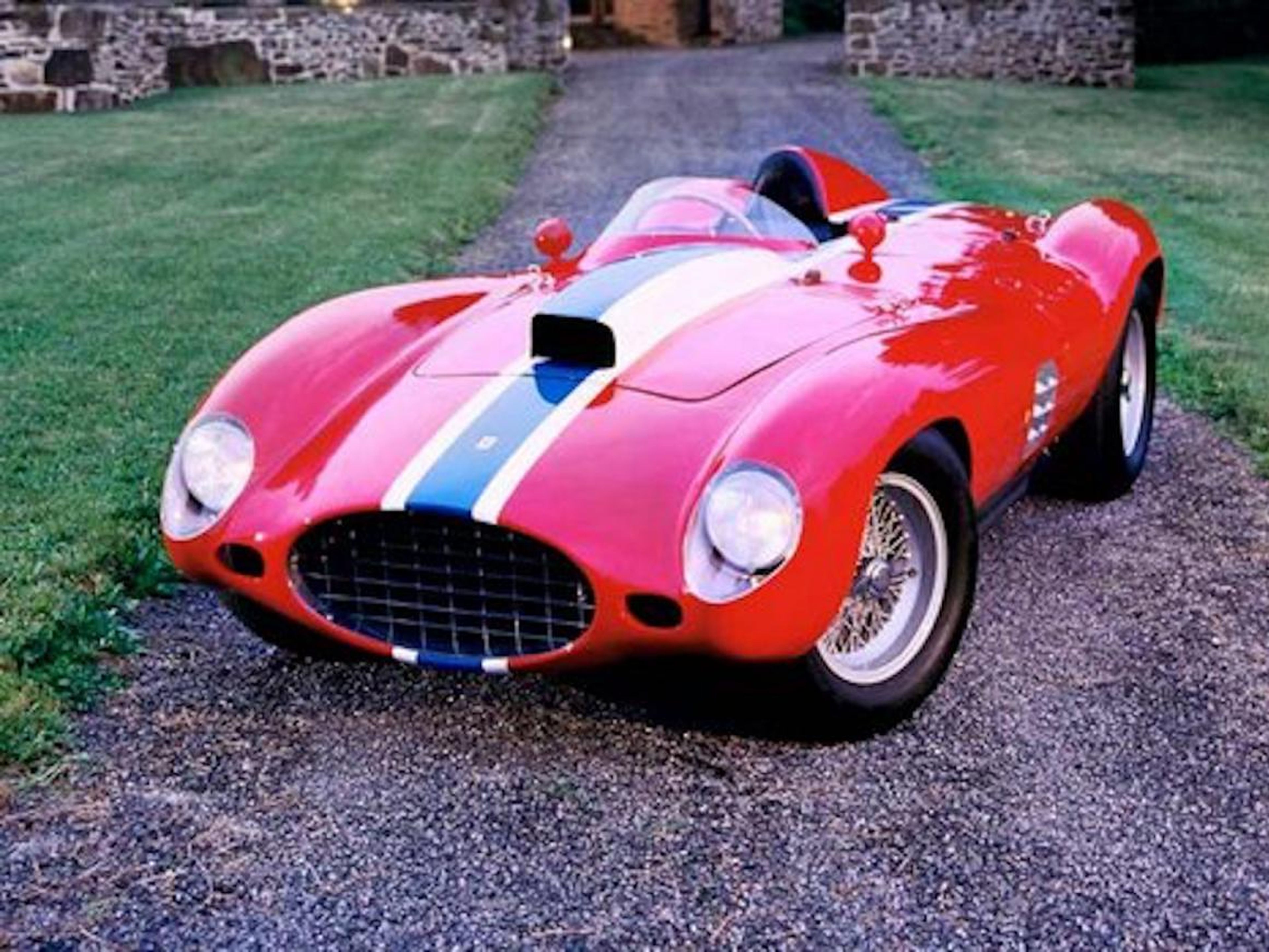 8. Ferrari 410S de 1955: vendido por 23 millones de dólares por Rick Cole Auctions en 2014