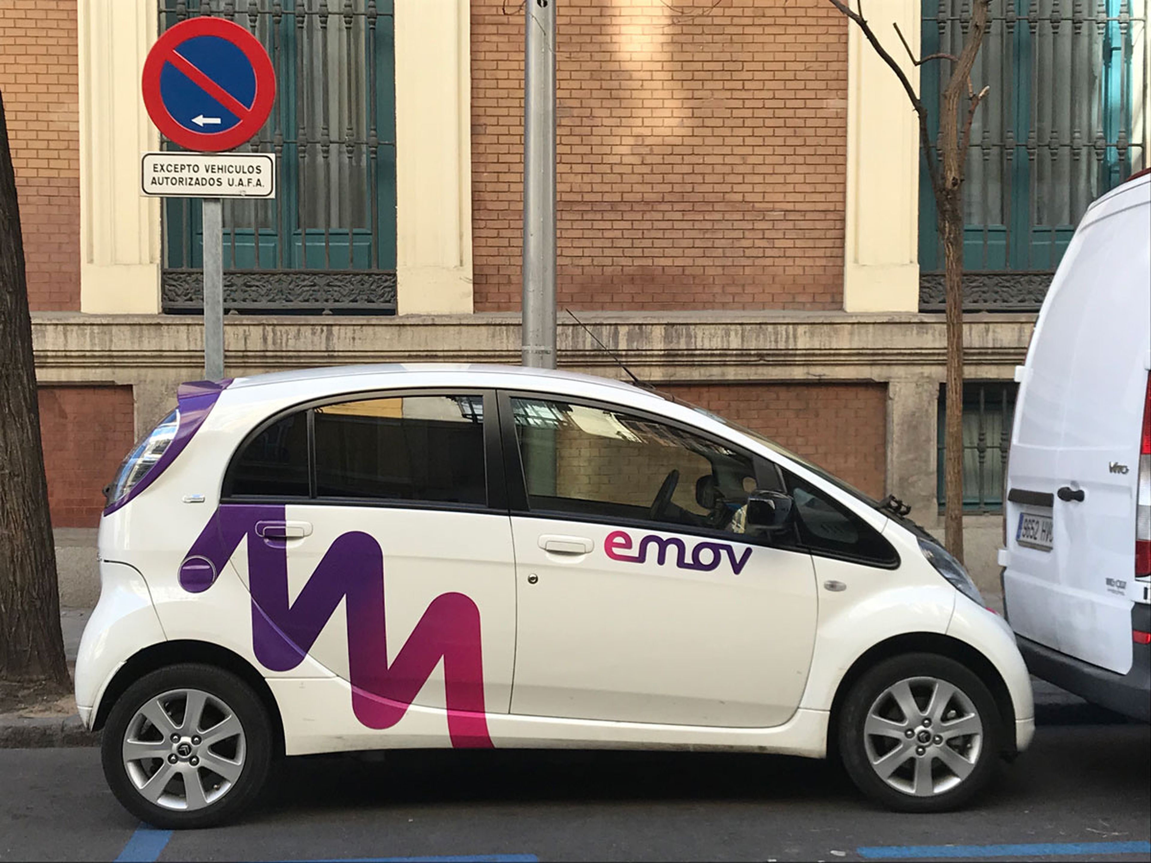 Alquiler coches electricos madrid