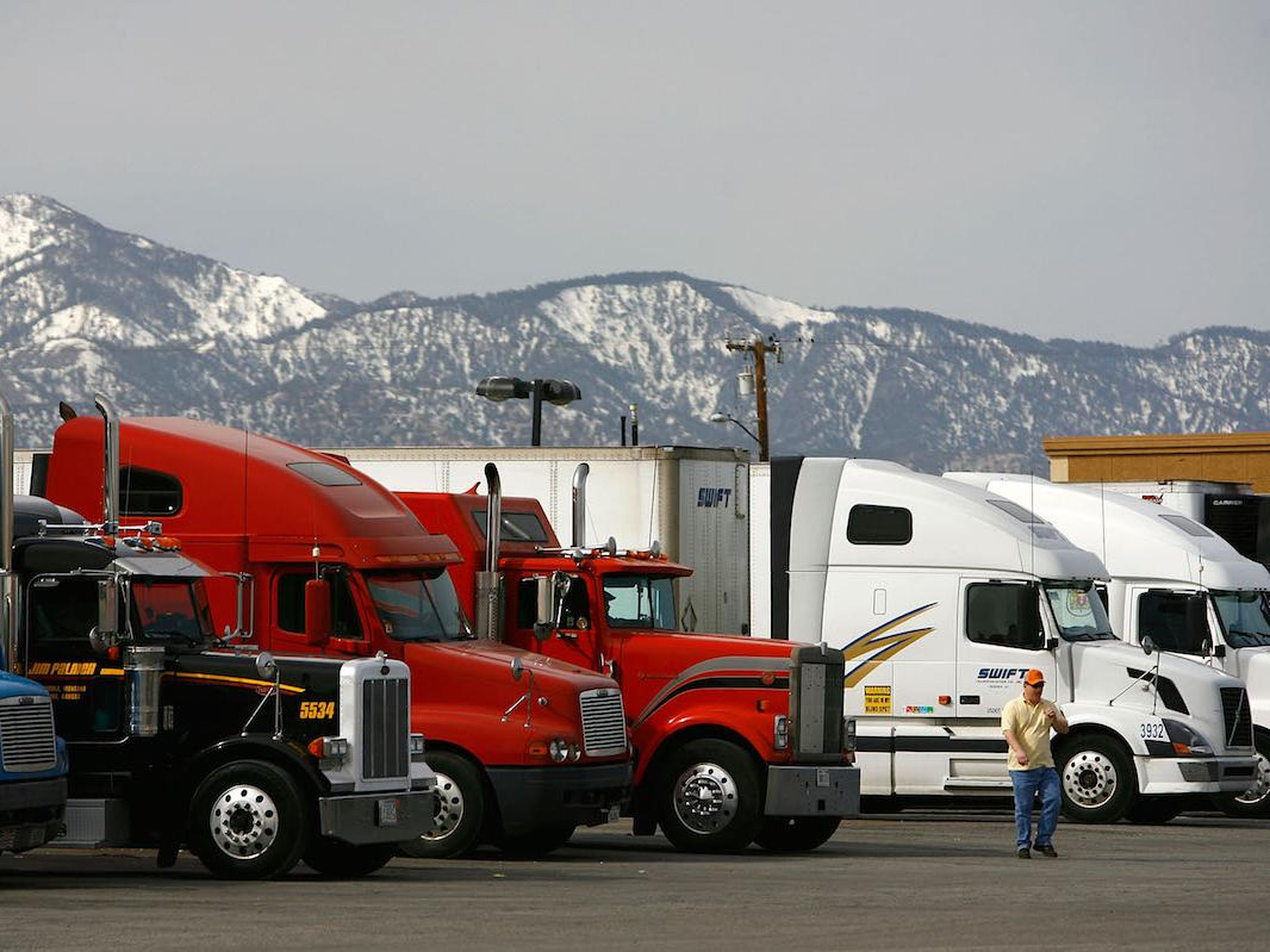 Increasingly, truckers don't have to rely on calling companies to find their next job.