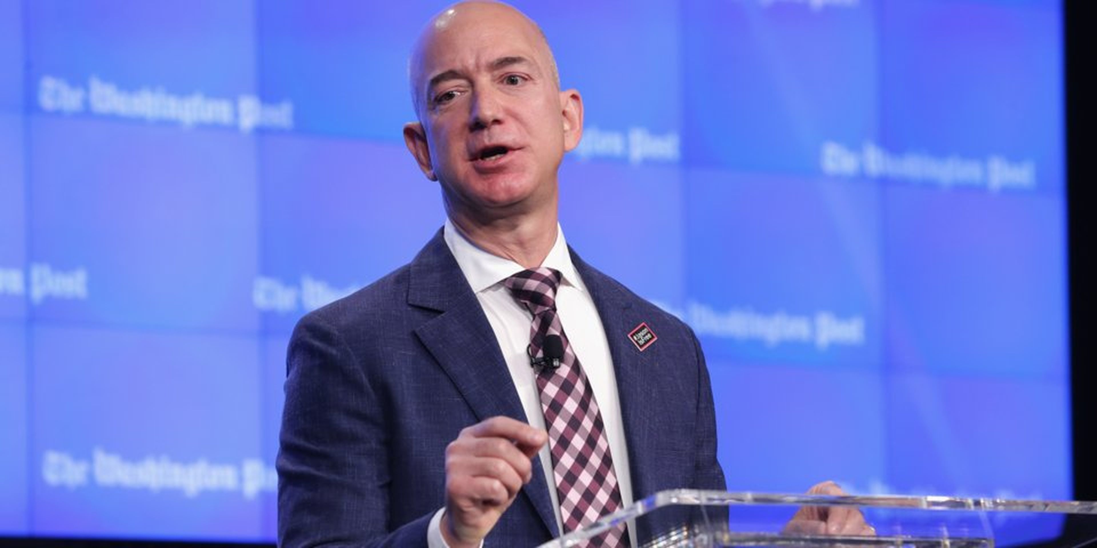 Jeff Bezos en una conferencia