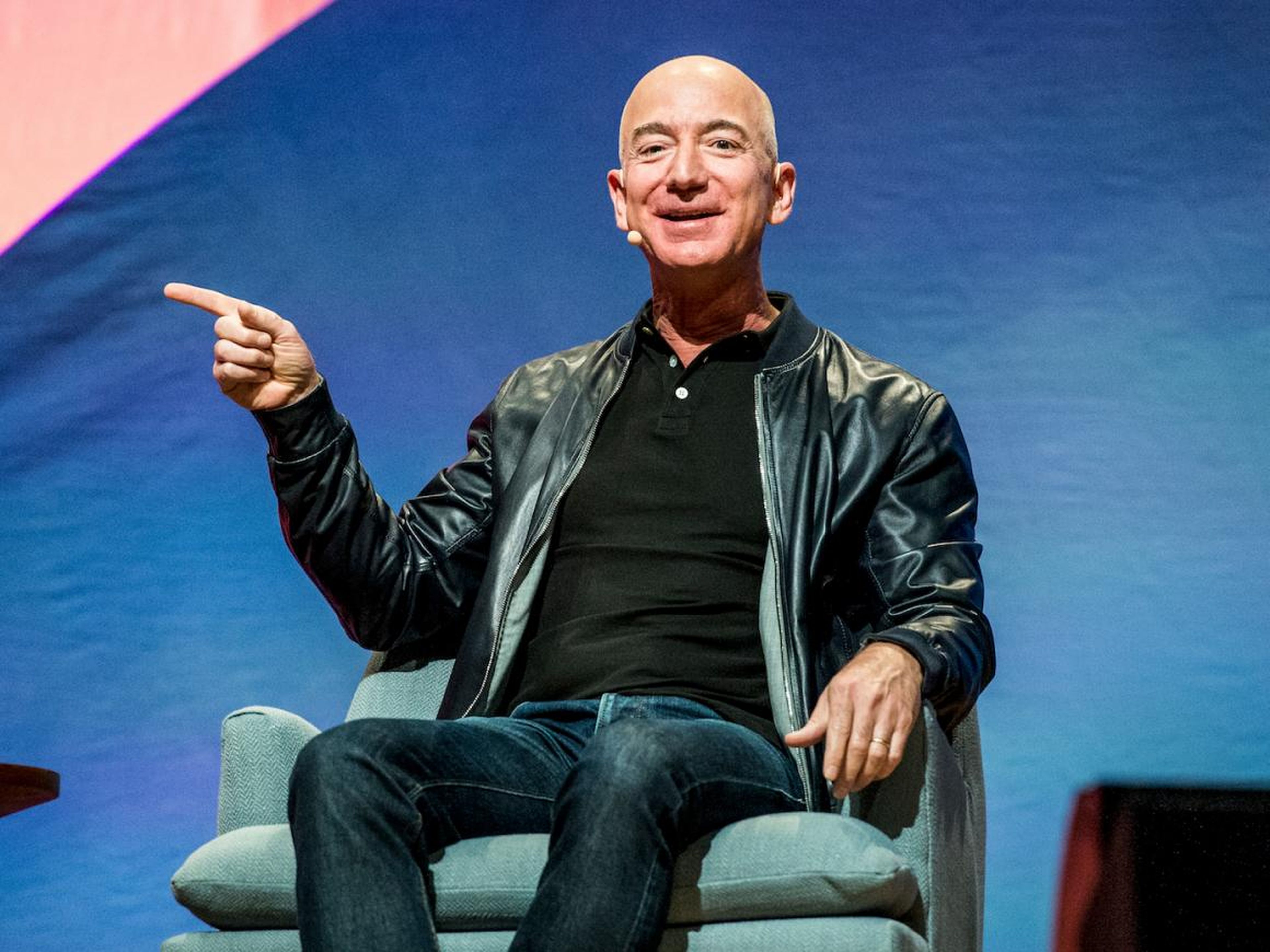 [RE] Jeff Bezos, CEO de Amazon