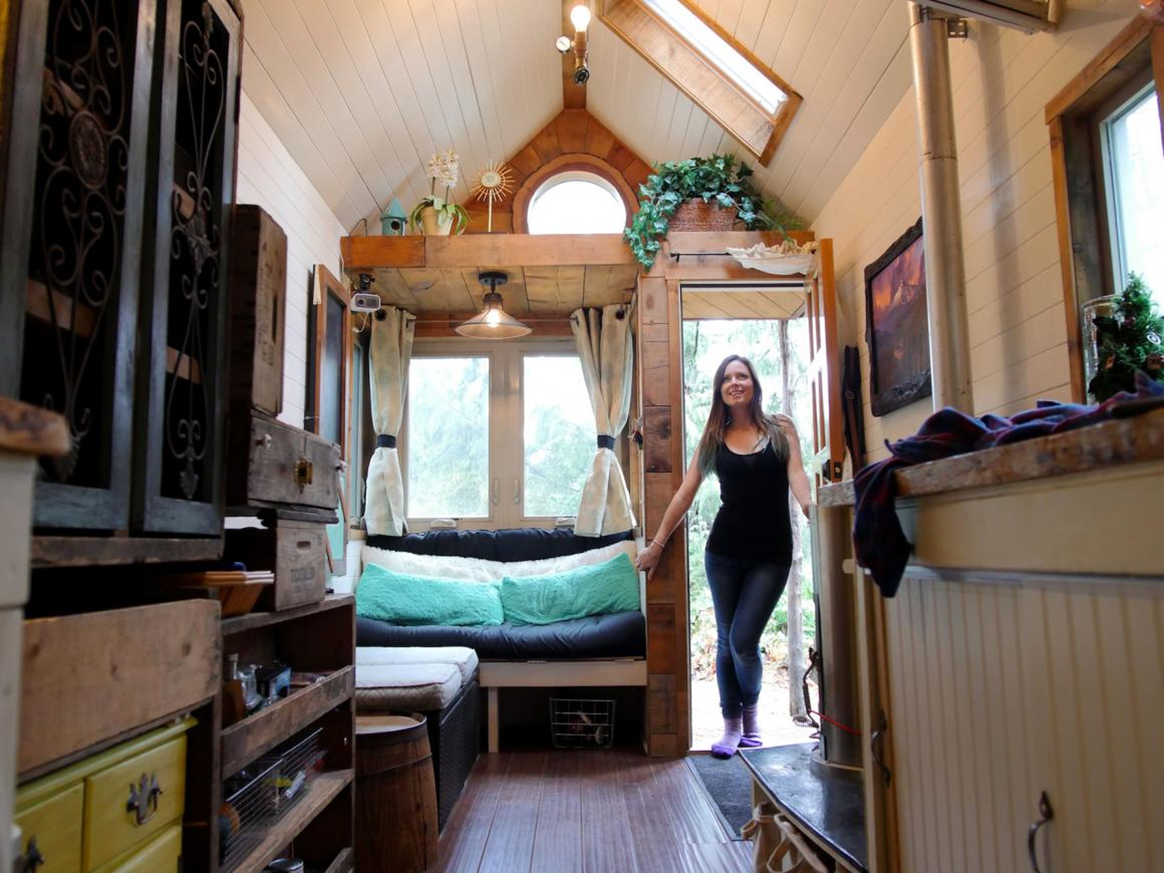 Jenna also found a few challenges to living small. "I don't have guests over very often and I had to make some compromises when it comes to creature comforts," she said.