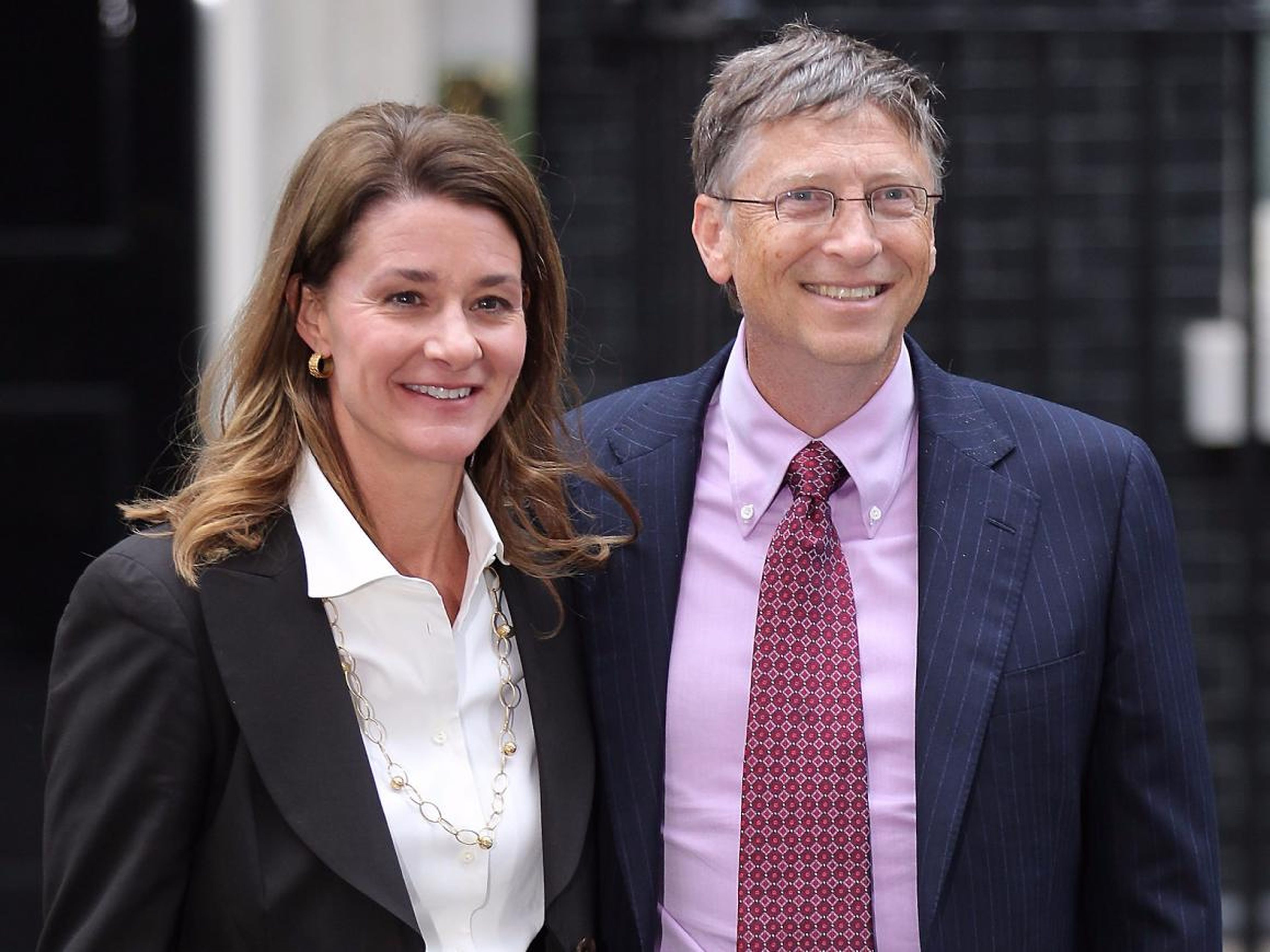 Жена билла гейтса. Билл и Мелинда Гейтс в молодости. Билл Гейтс и Мелинда. Мелинда Гейтс в молодости. Жена Билла Гейтса Мелинда.