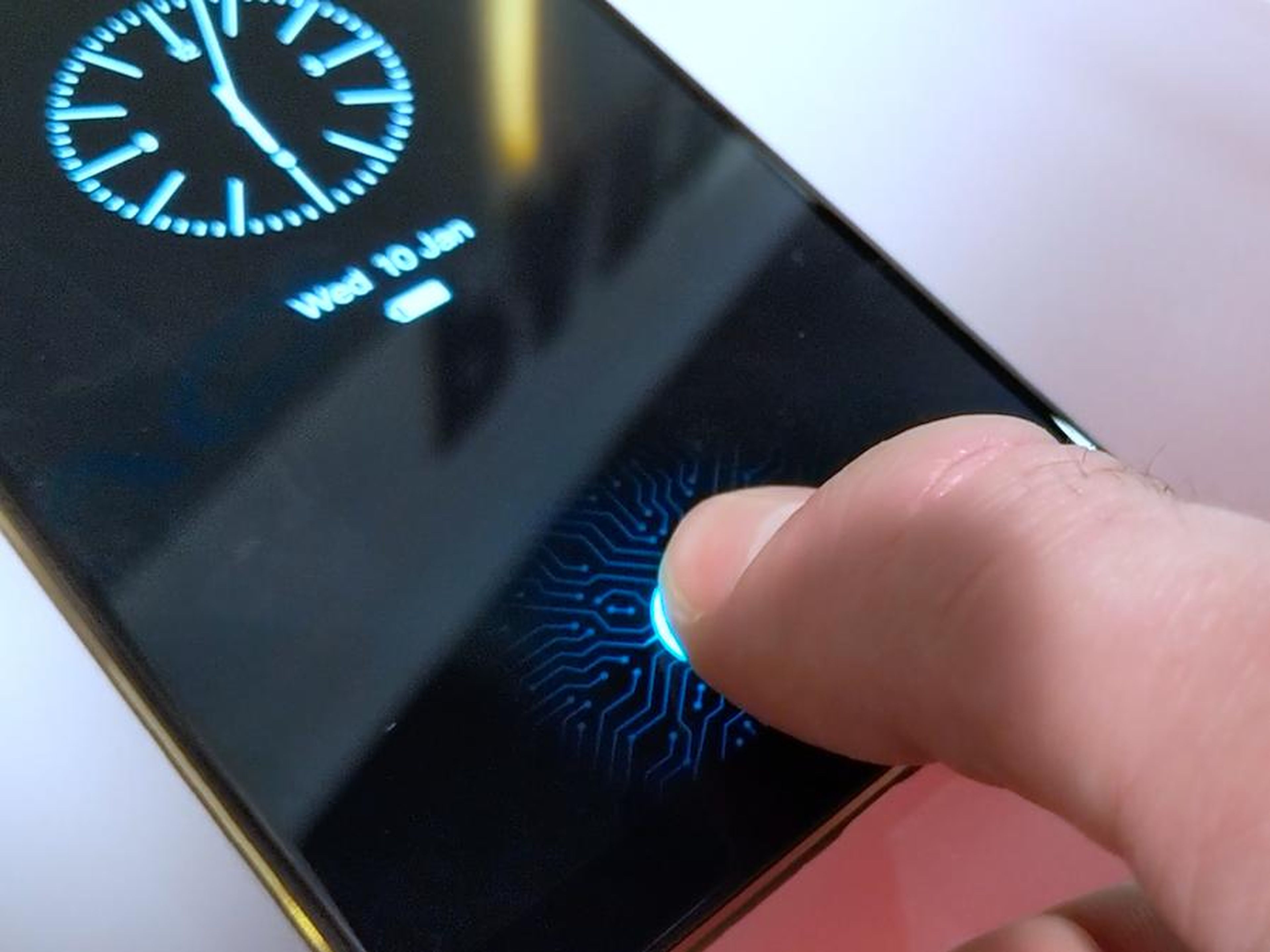 Rumors are suggesting that the Galaxy S10 will have a front-facing fingerprint scanner underneath the display.