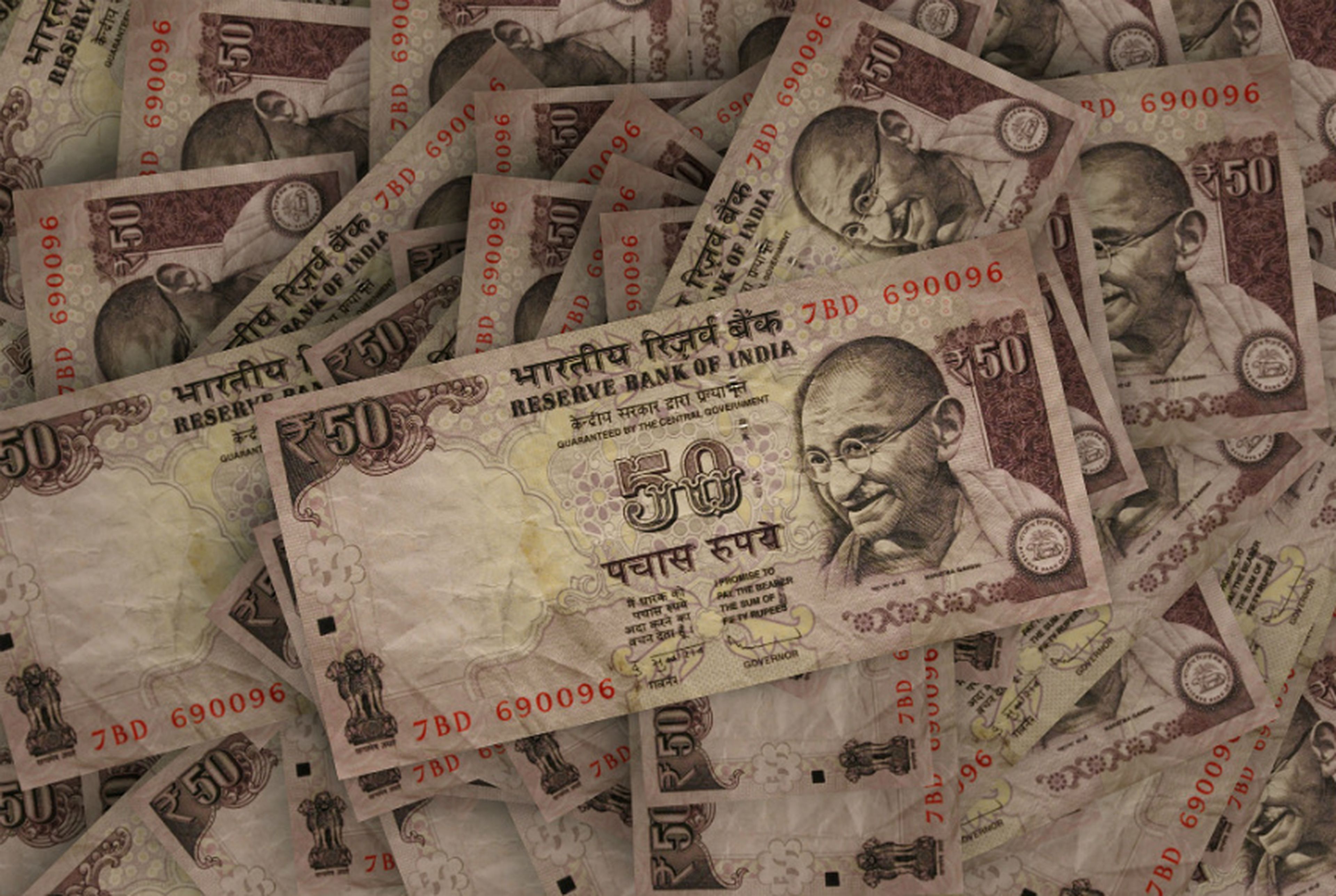 Шри ланская. Валюта Индии. Индийские рупии купюры. Индийские рупии фото. Национальная валюта Индии.