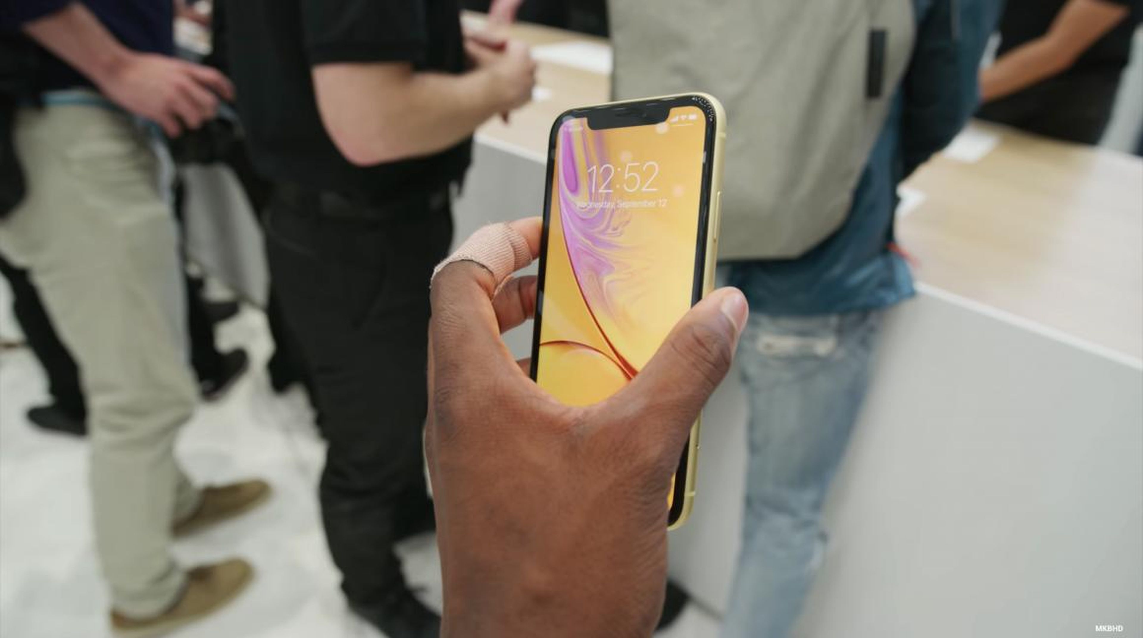 There aren't many yellow smartphones out there, but you can buy the iPhone XR in yellow. Here's what the front looks like.