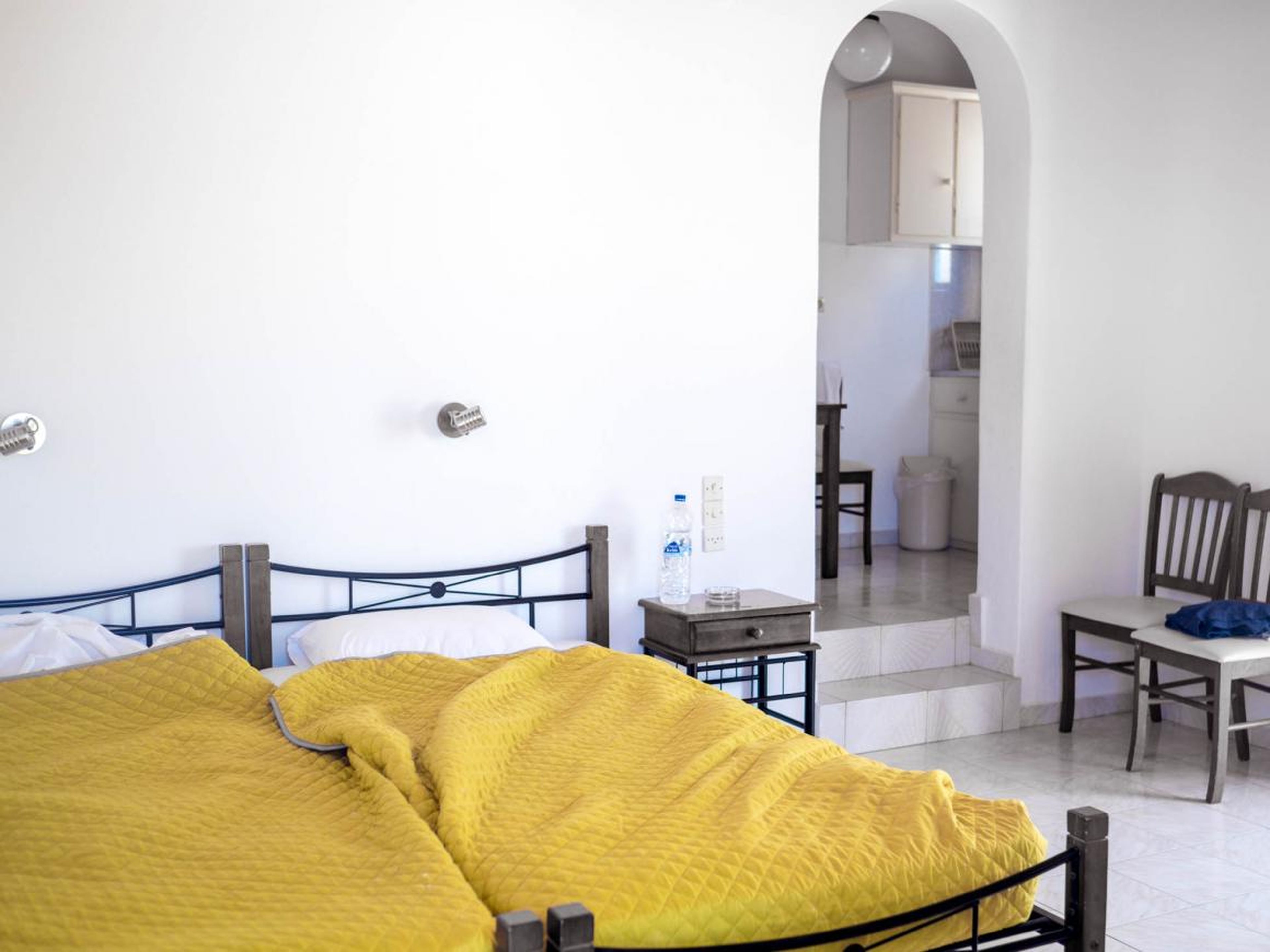 Whenever I travel, I try to approach it from both a budget and luxury perspective. Mykonos has a decent mix of budget hotels and guesthouses, but trying to book them in July was a mess. The cheapest (livable) place I could find